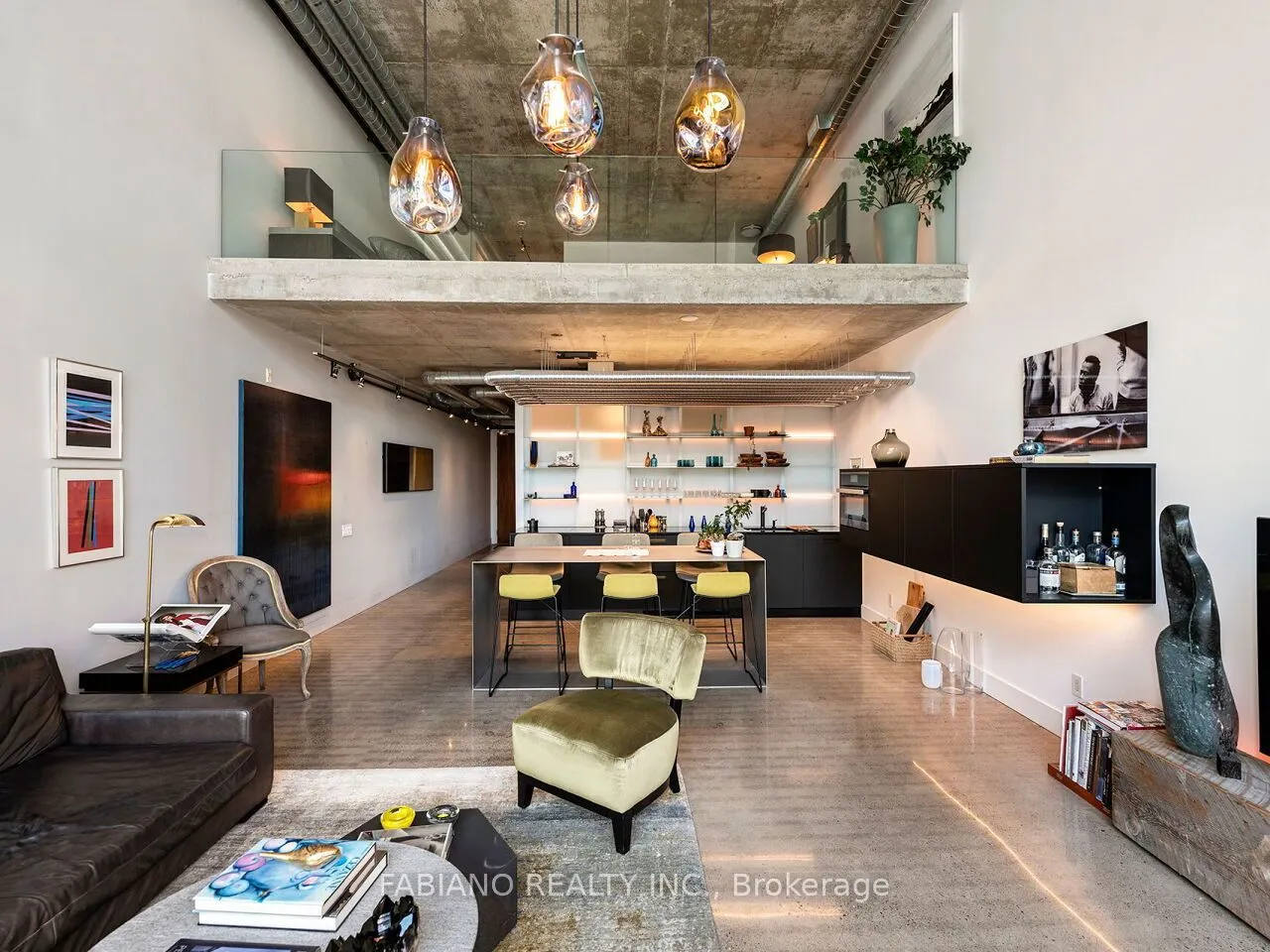 43 Hanna Avenue #532