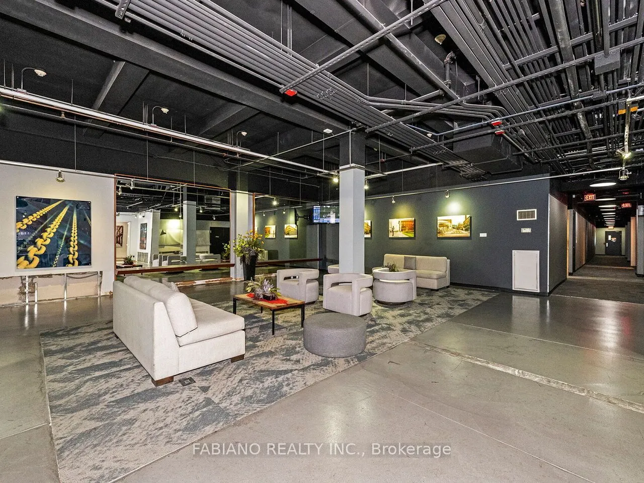 43 Hanna Avenue #532