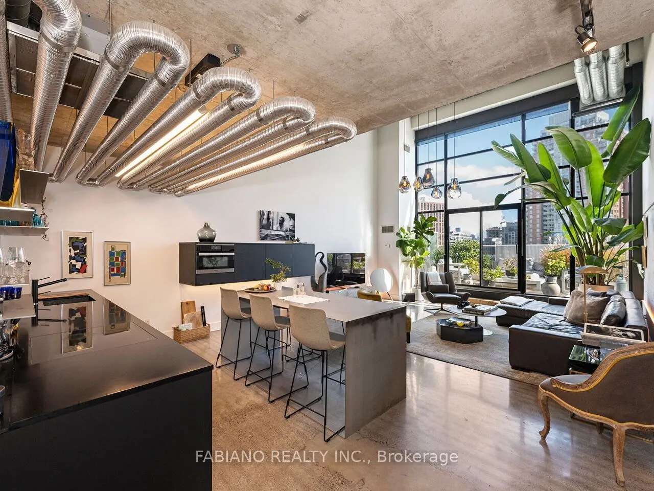 43 Hanna Avenue #532