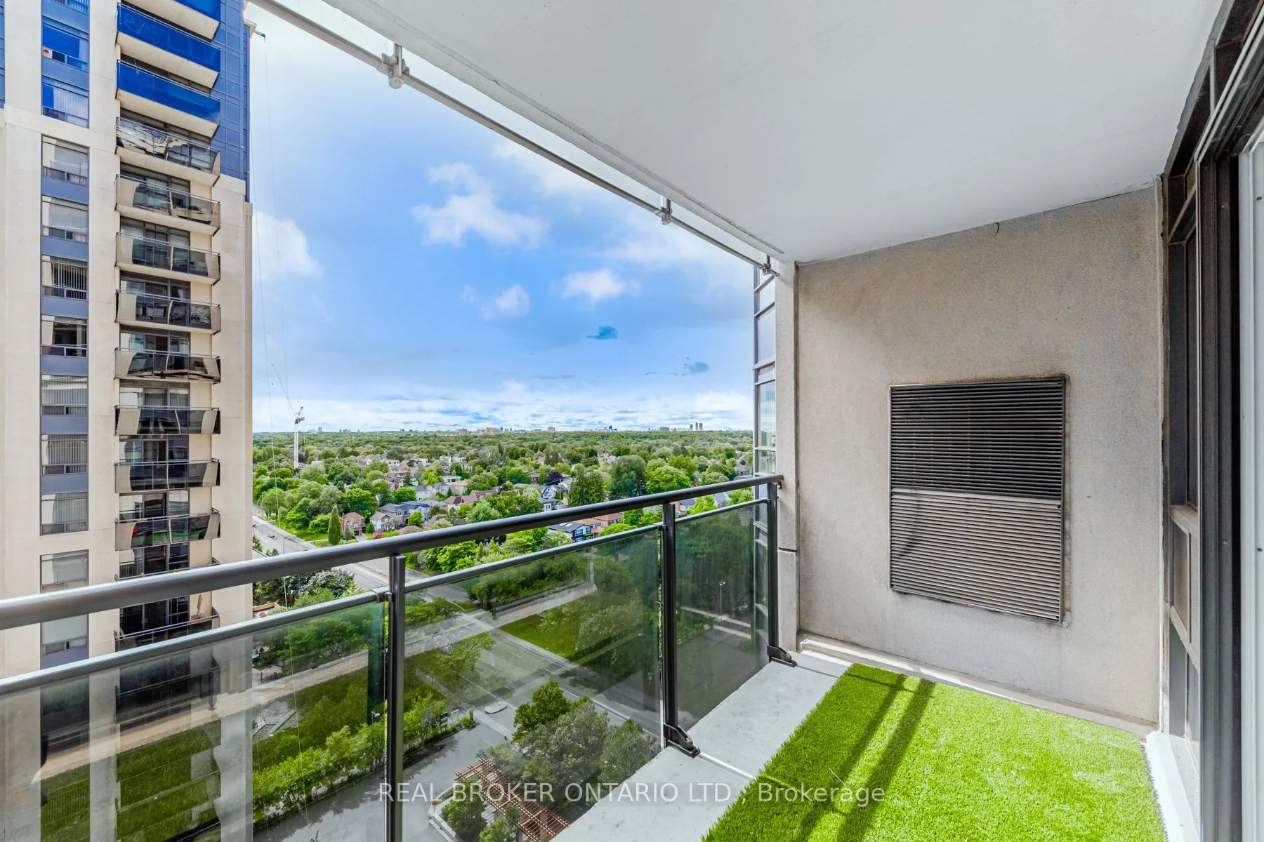 153 Beecroft Road #2011
