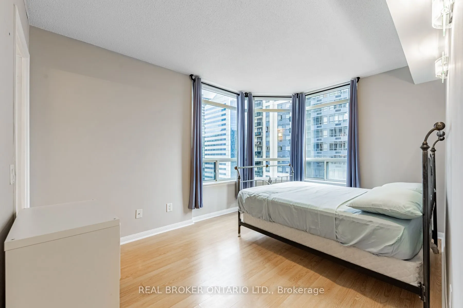 153 Beecroft Road #2011