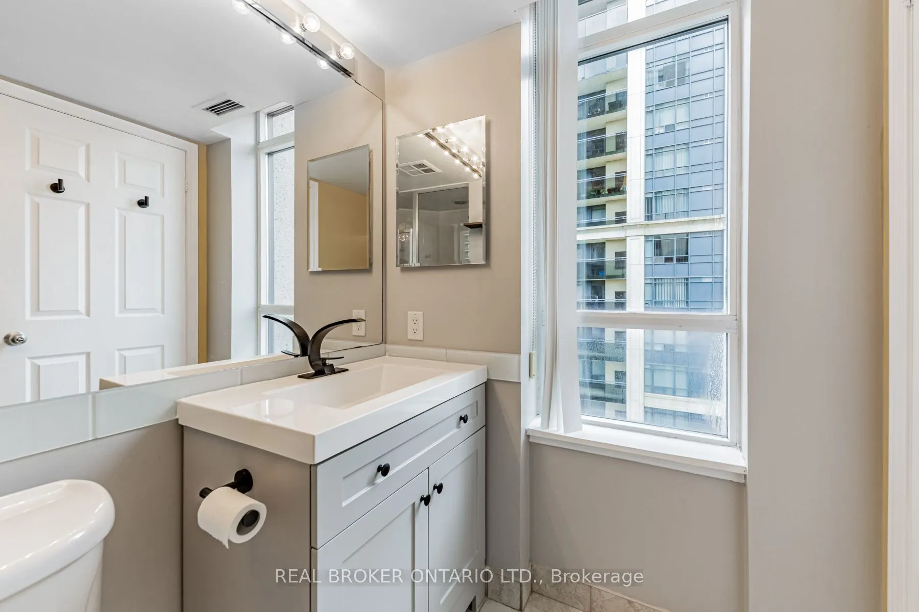 153 Beecroft Road #2011