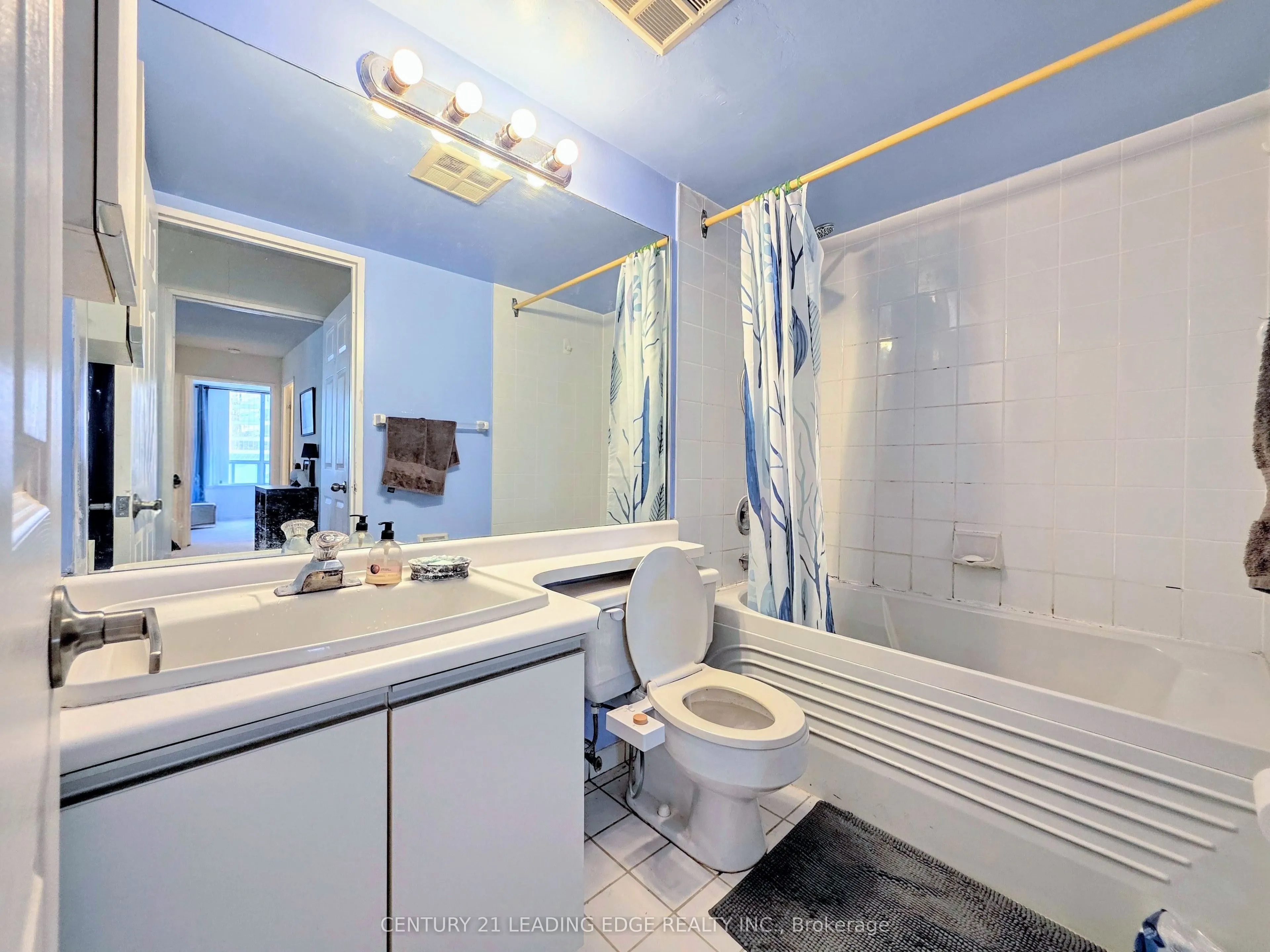 7 Bishop Avenue #314