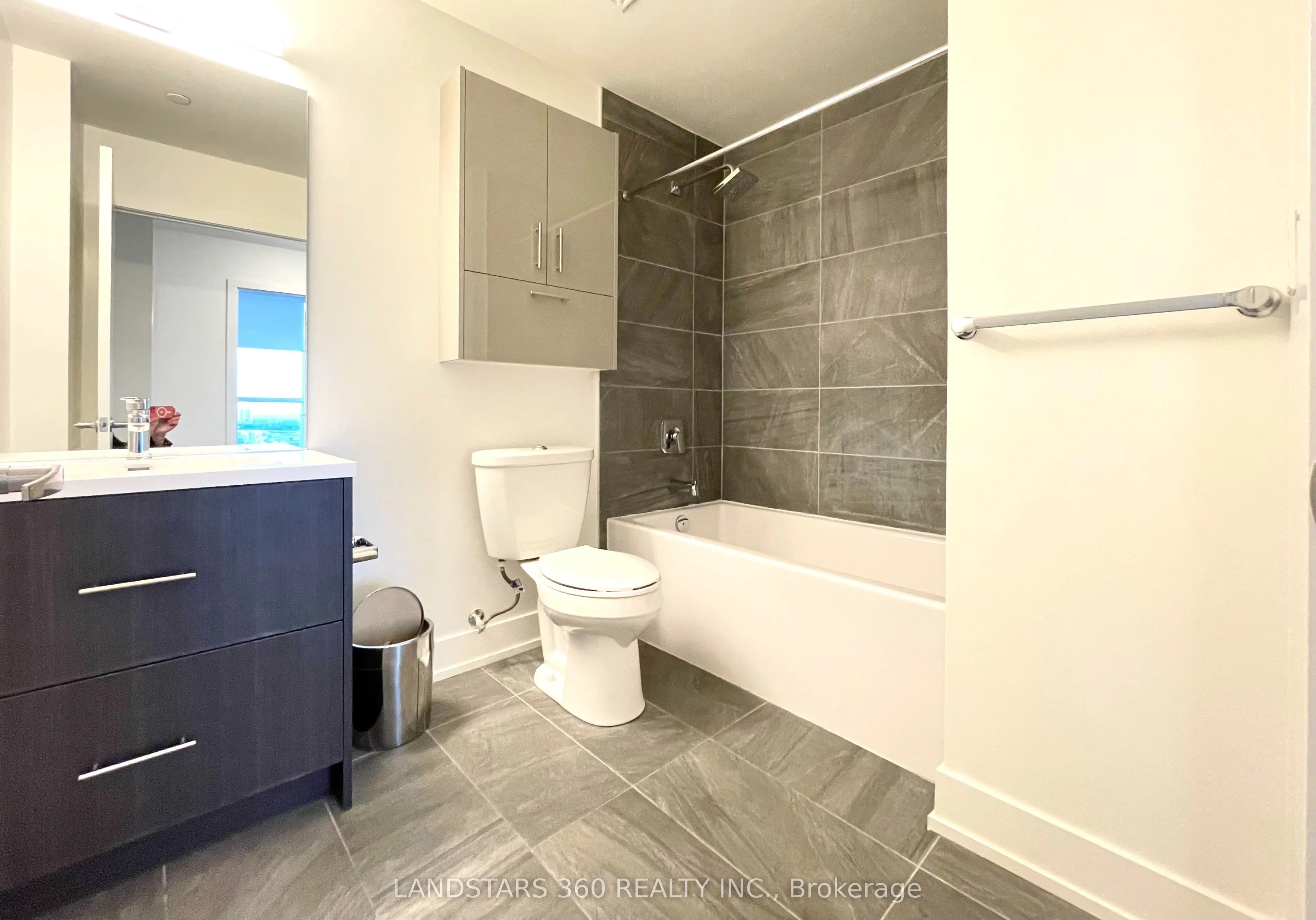 180 Fairview Mall Drive #1912