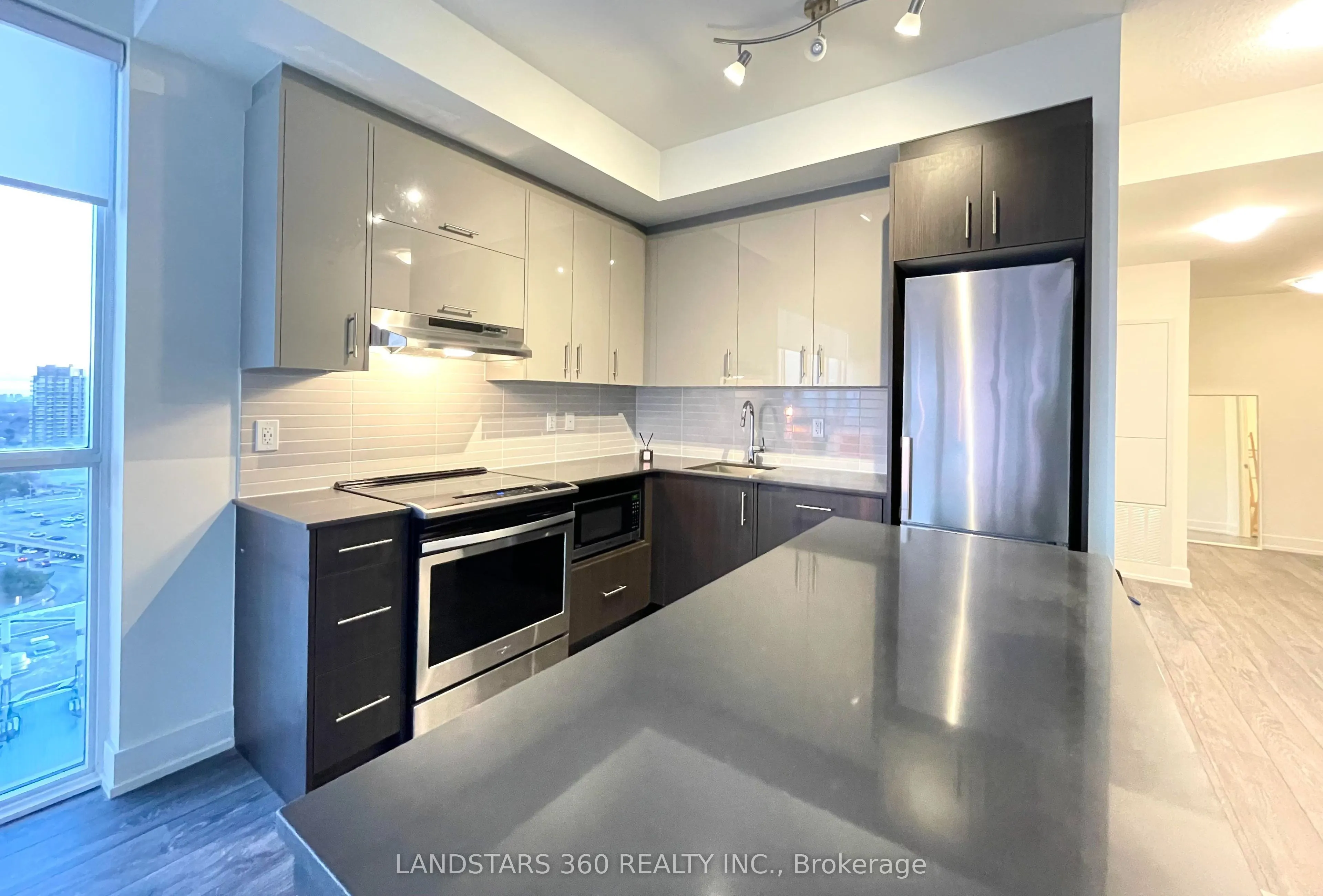 180 Fairview Mall Drive #1912