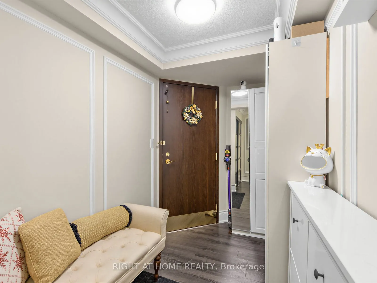 28 Hollywood Avenue #311