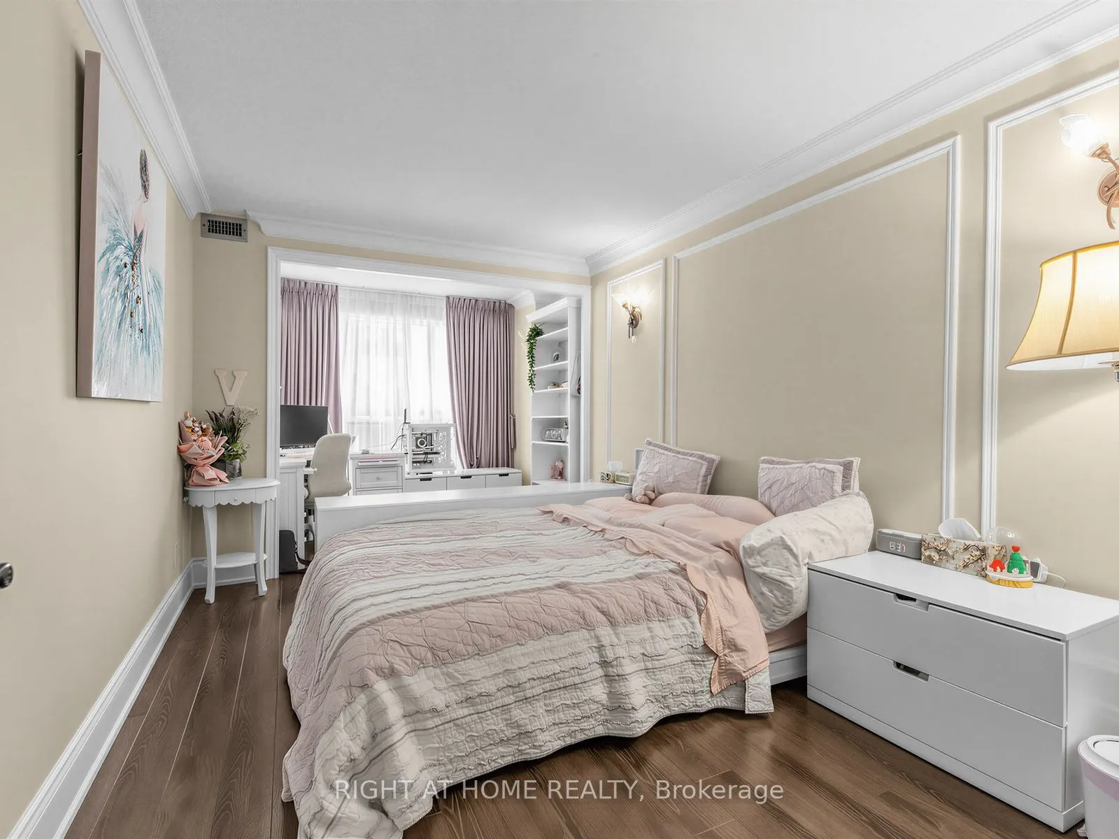 28 Hollywood Avenue #311