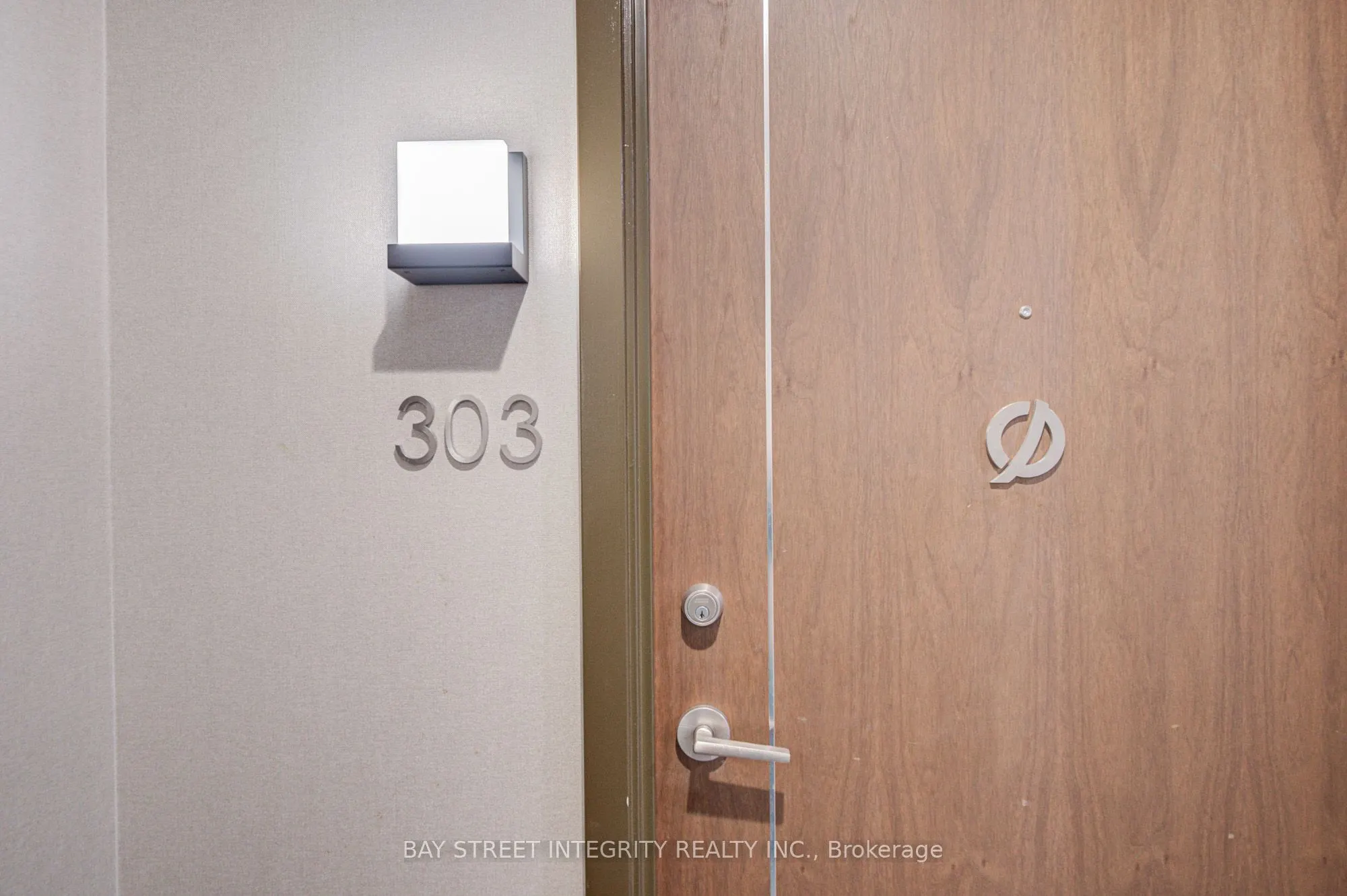 117 McMahon Drive #303
