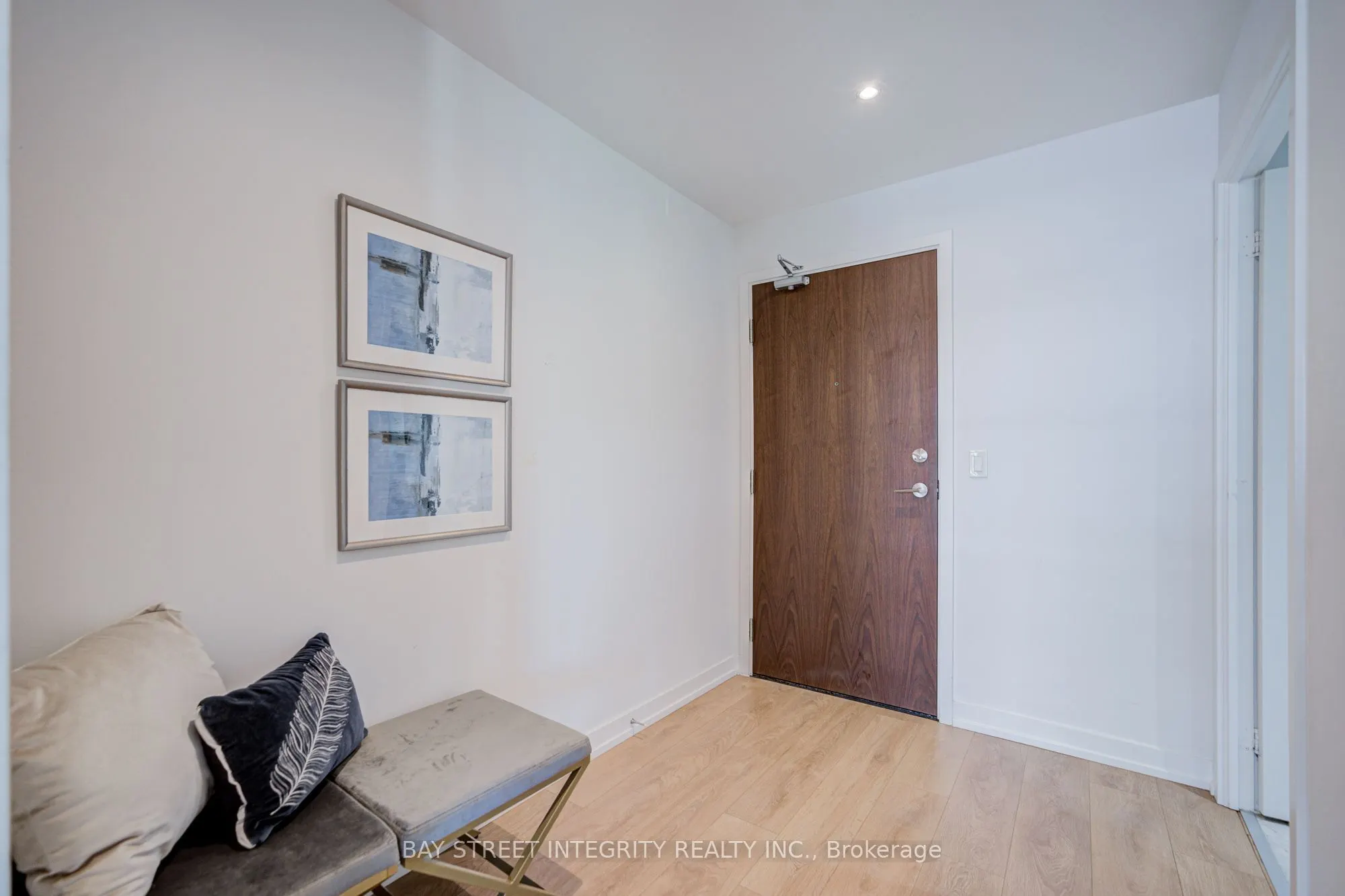 117 McMahon Drive #303