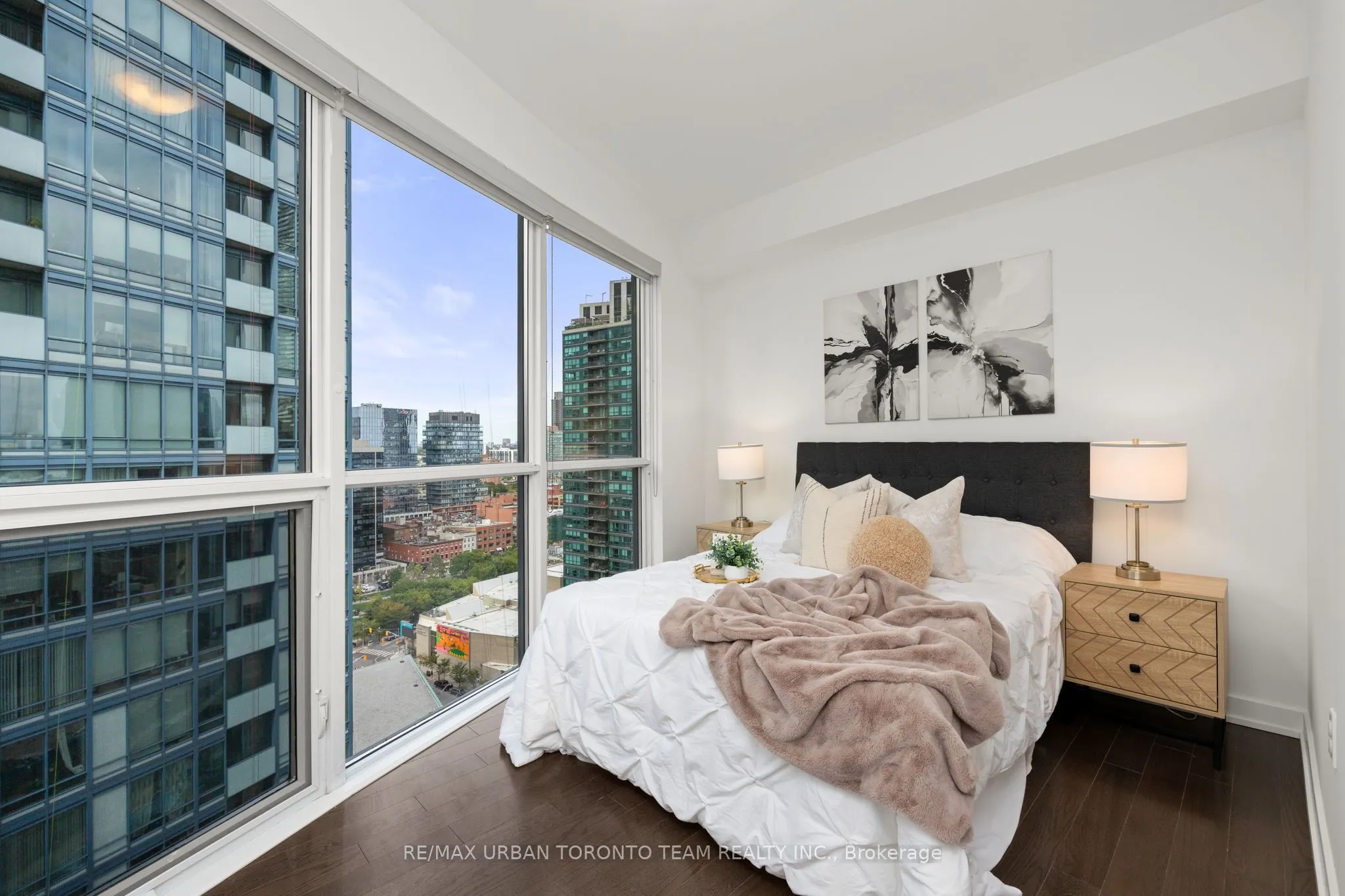 1 The Esplanade Avenue #2104