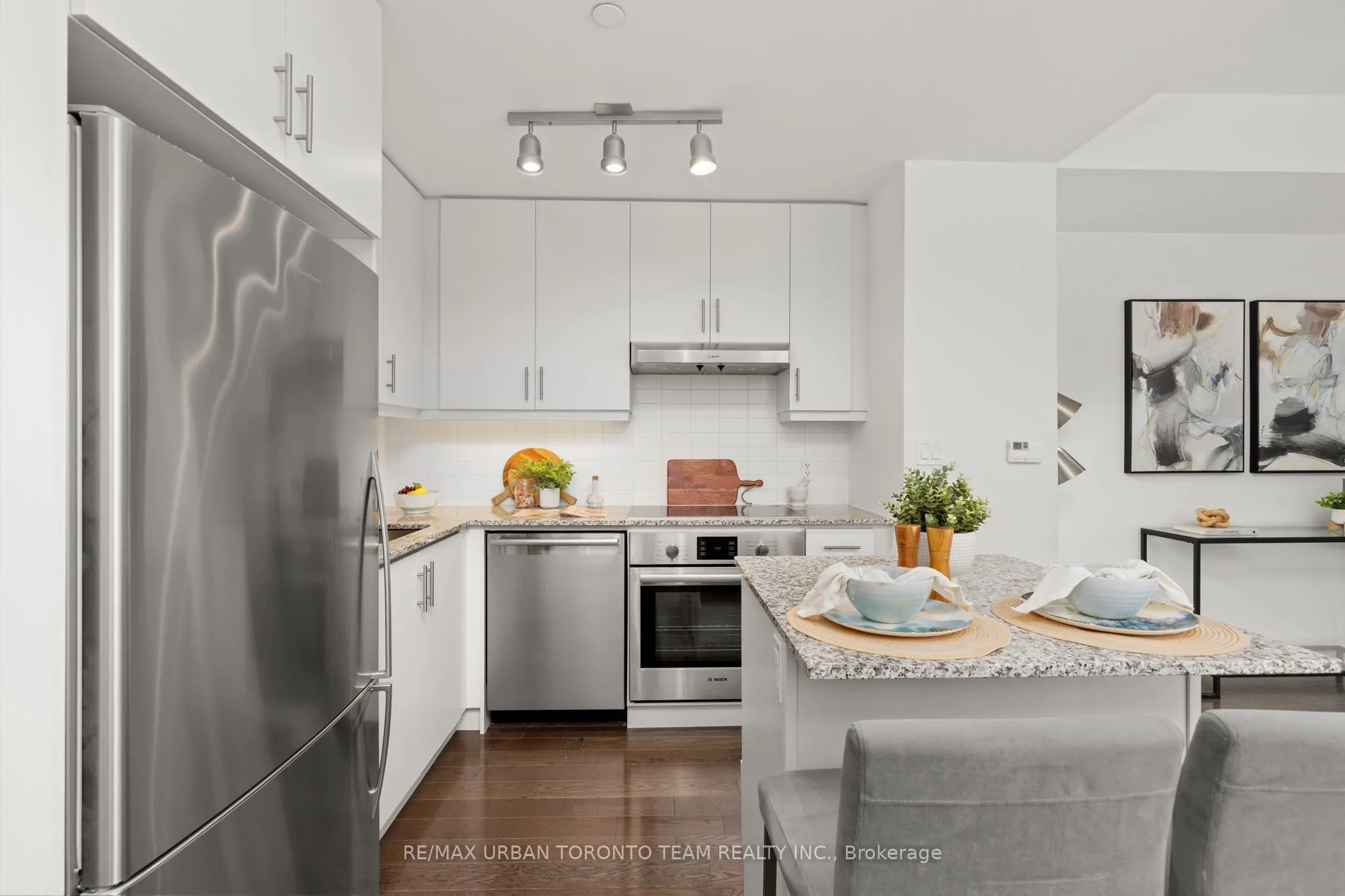 1 The Esplanade Avenue #2104