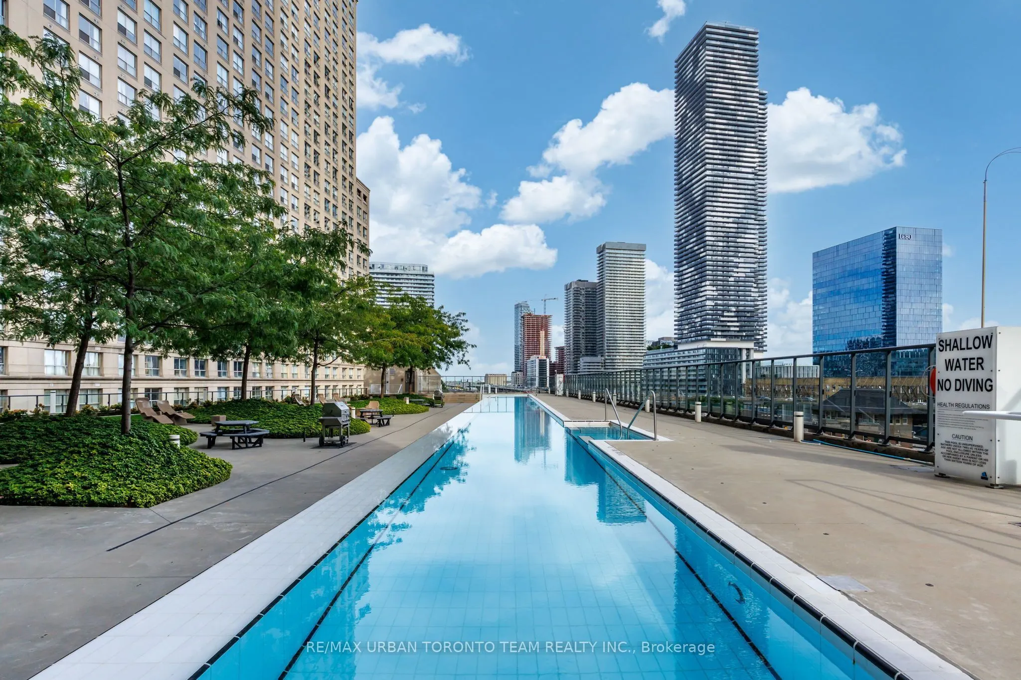 1 The Esplanade Avenue #2104
