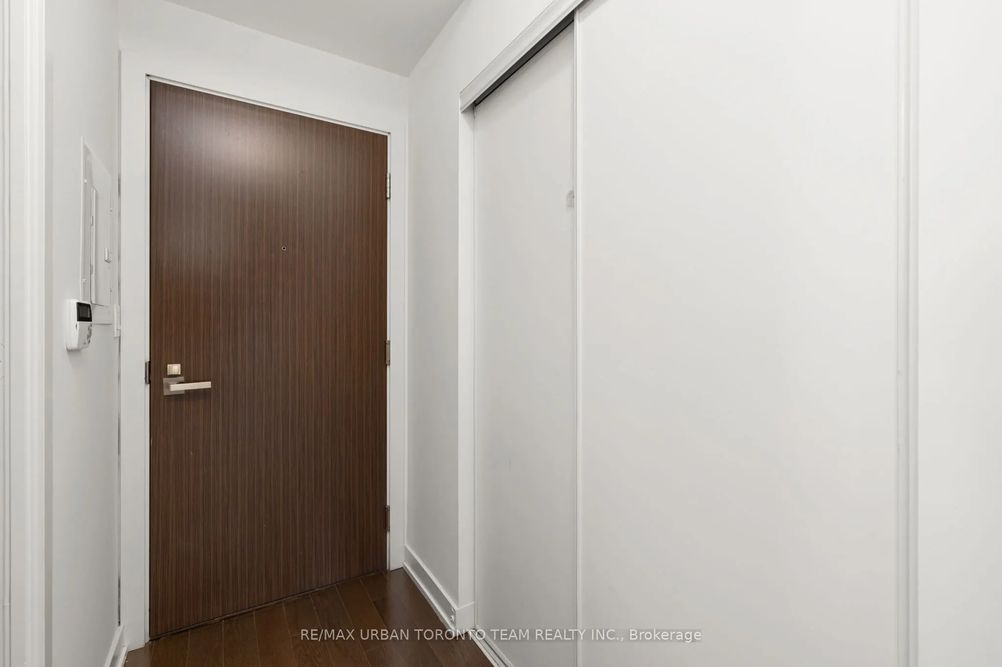 1 The Esplanade Avenue #2104