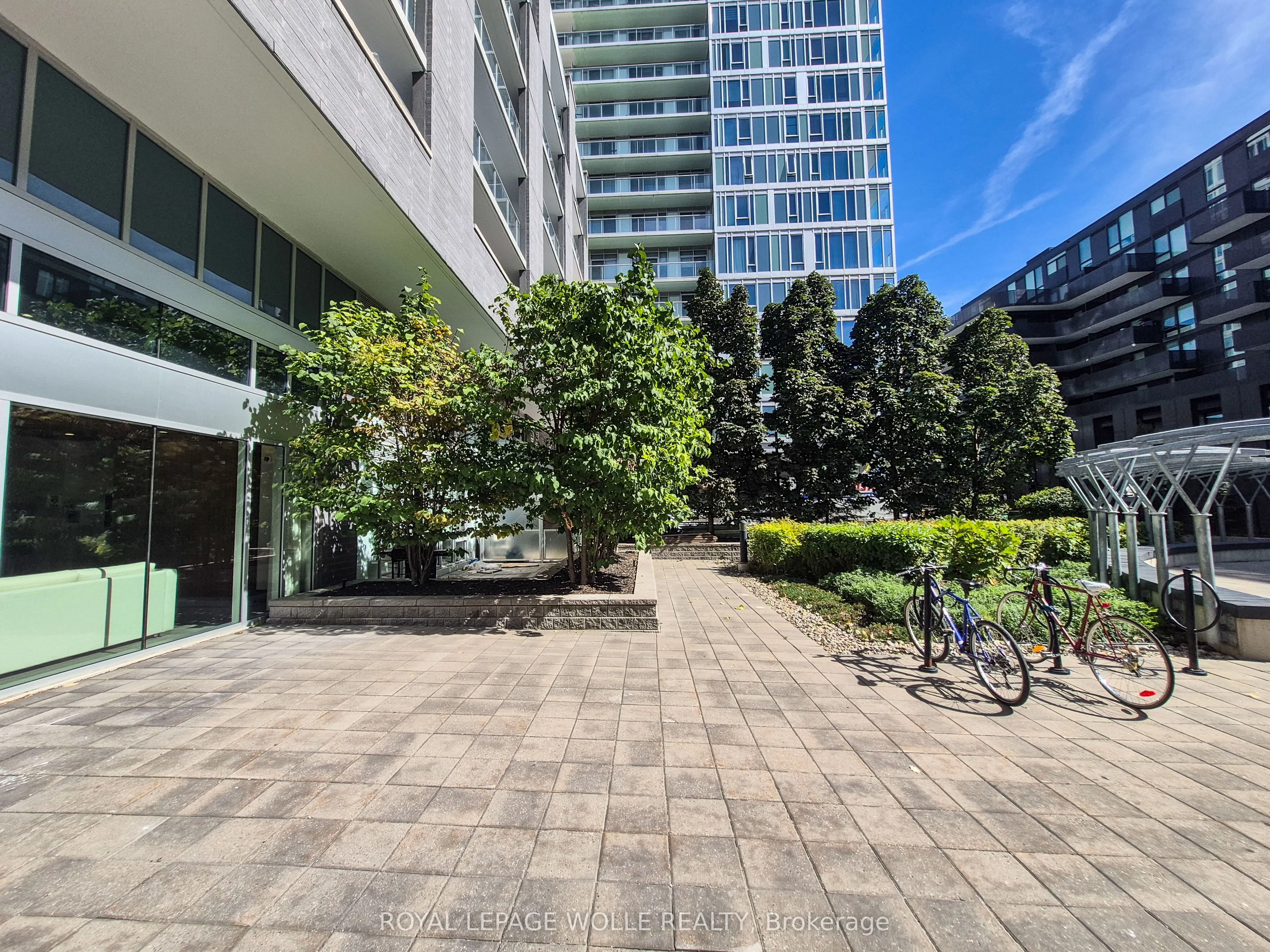 555 Wilson Avenue #E409