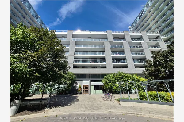 555 Wilson Avenue