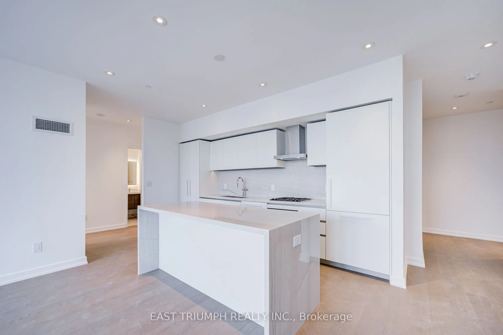 1315 BAY Street #2102