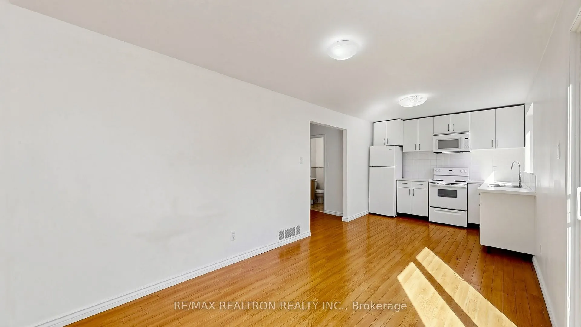 23 Lesgay Crescent