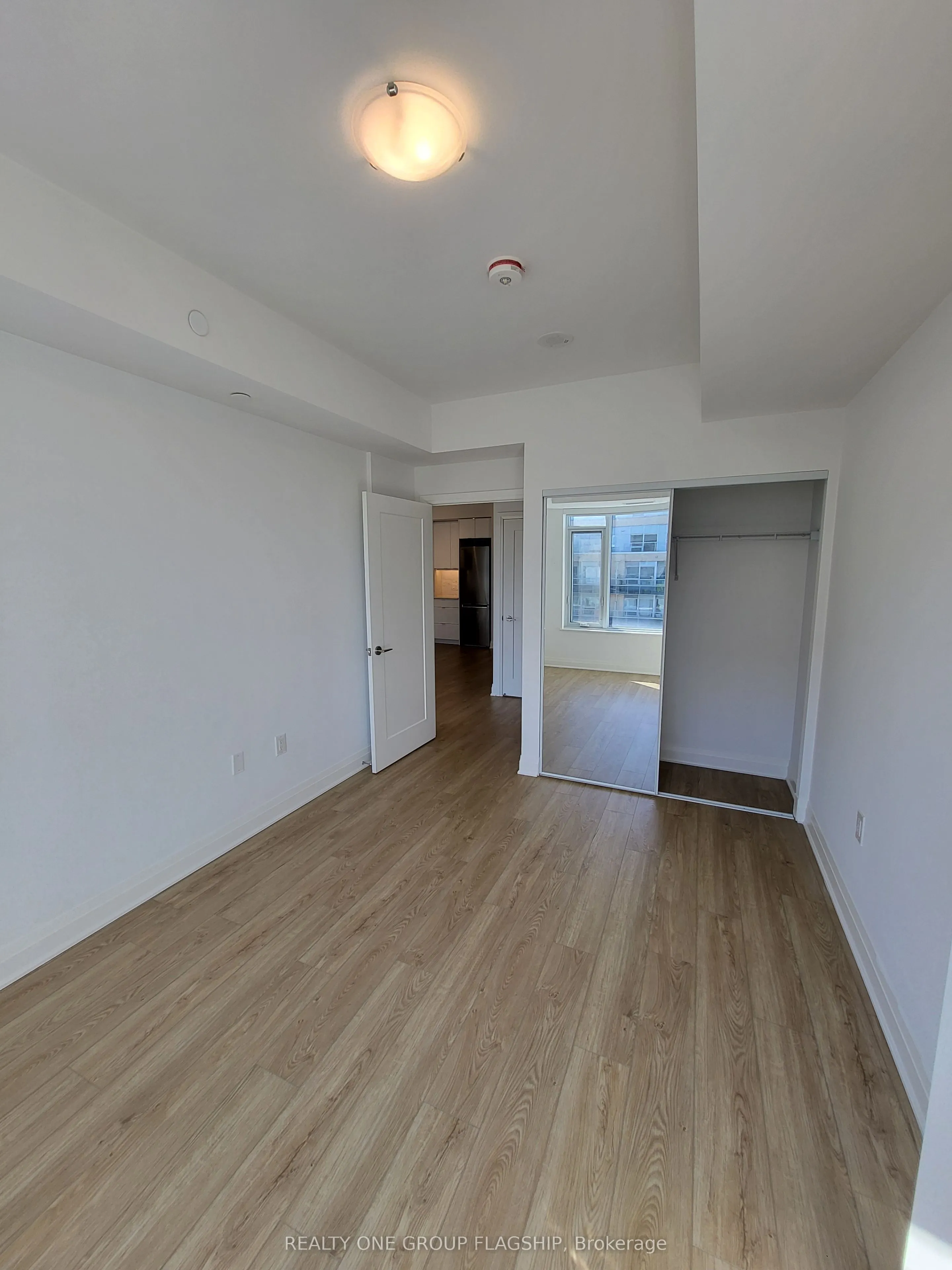 700 Sheppard Avenue W #618