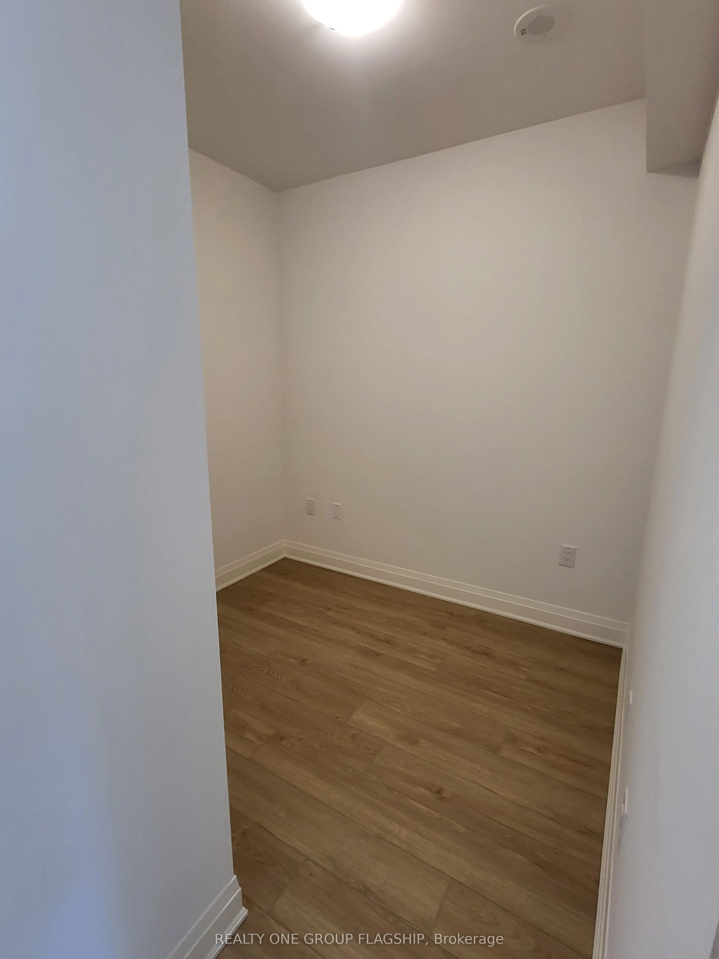 700 Sheppard Avenue W #618