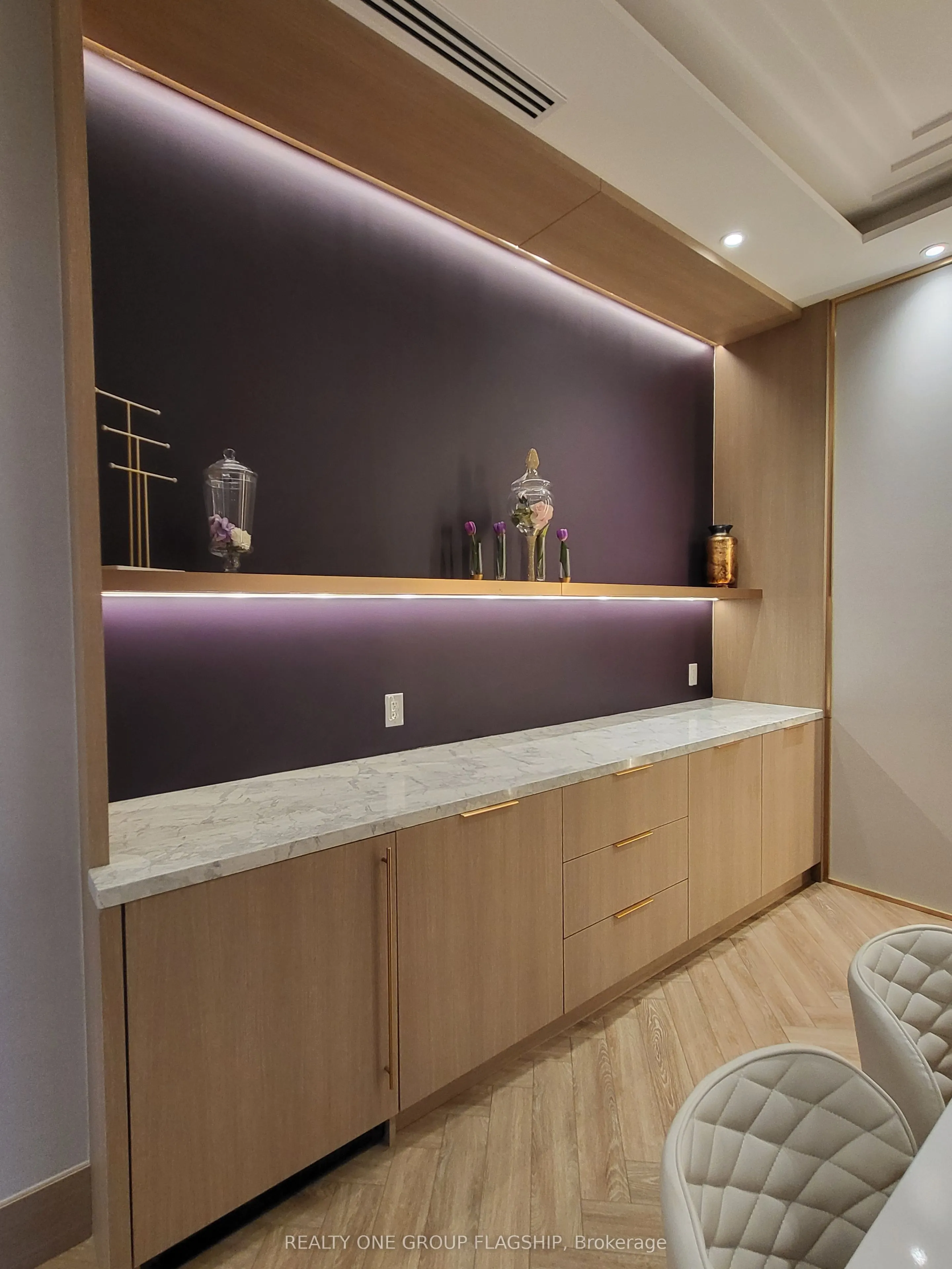 700 Sheppard Avenue W #618