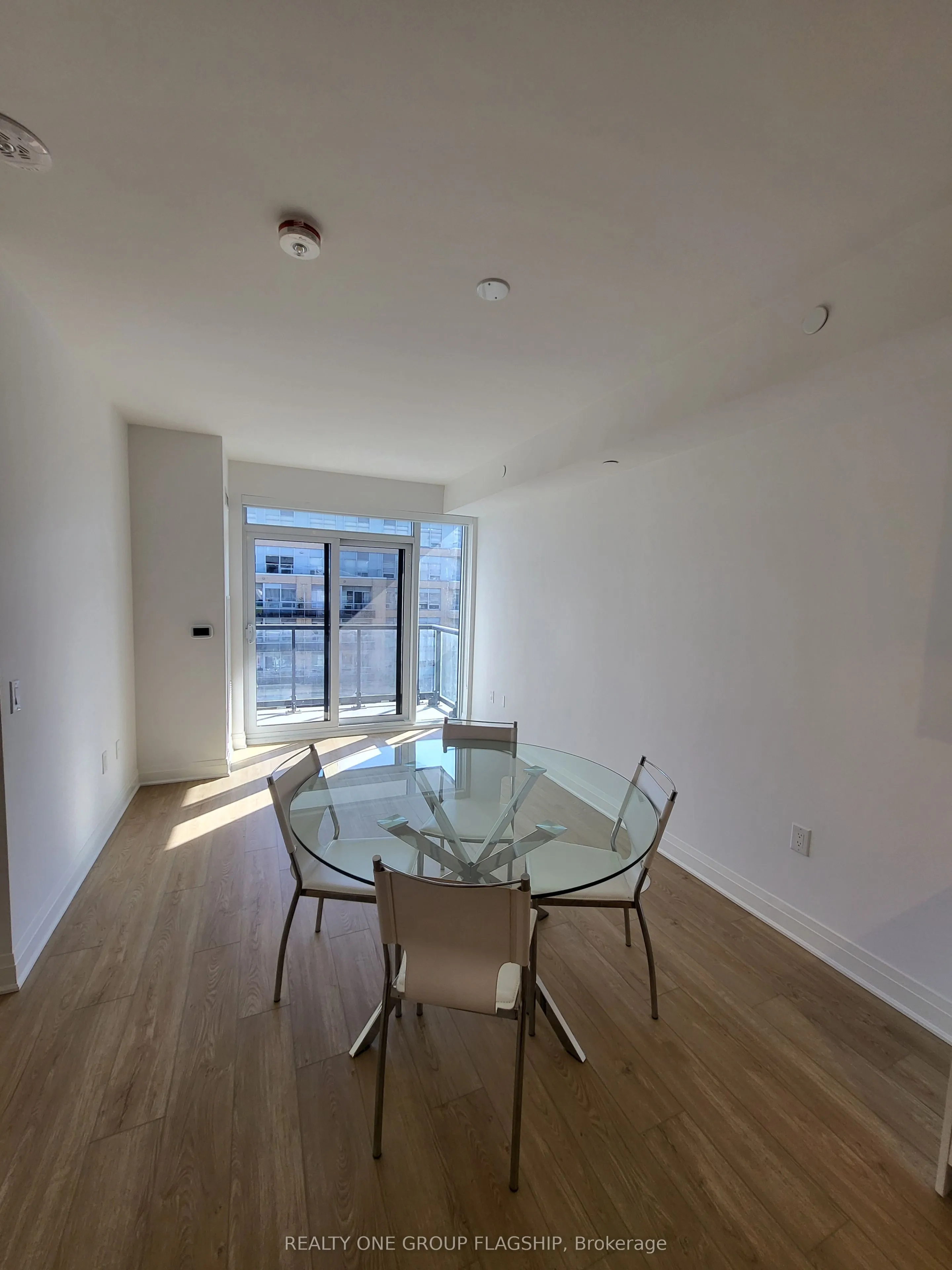 700 Sheppard Avenue W #618