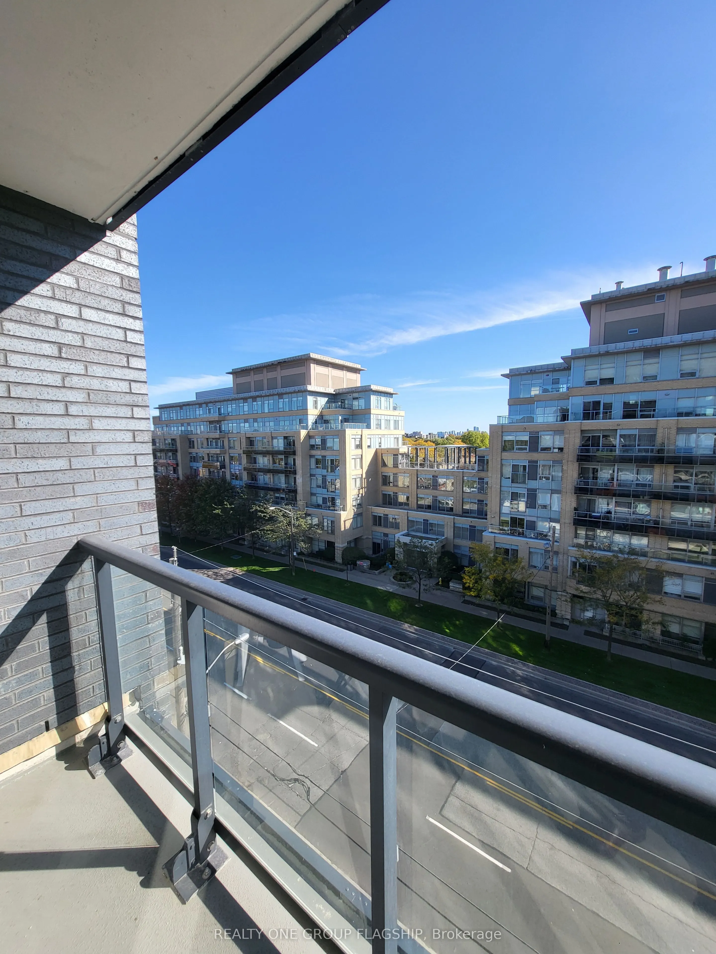 700 Sheppard Avenue W #618