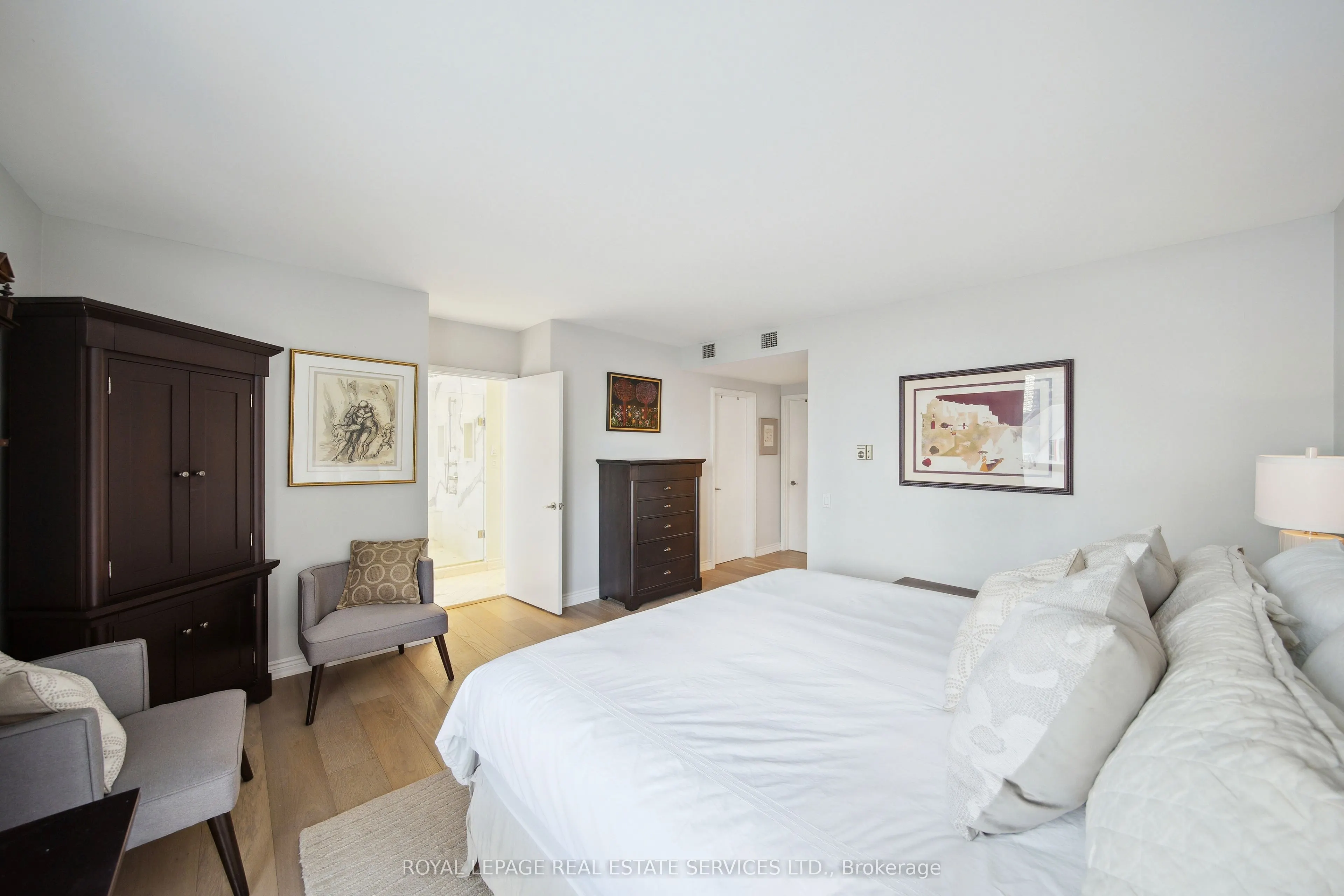 480 Queens Quay W #601