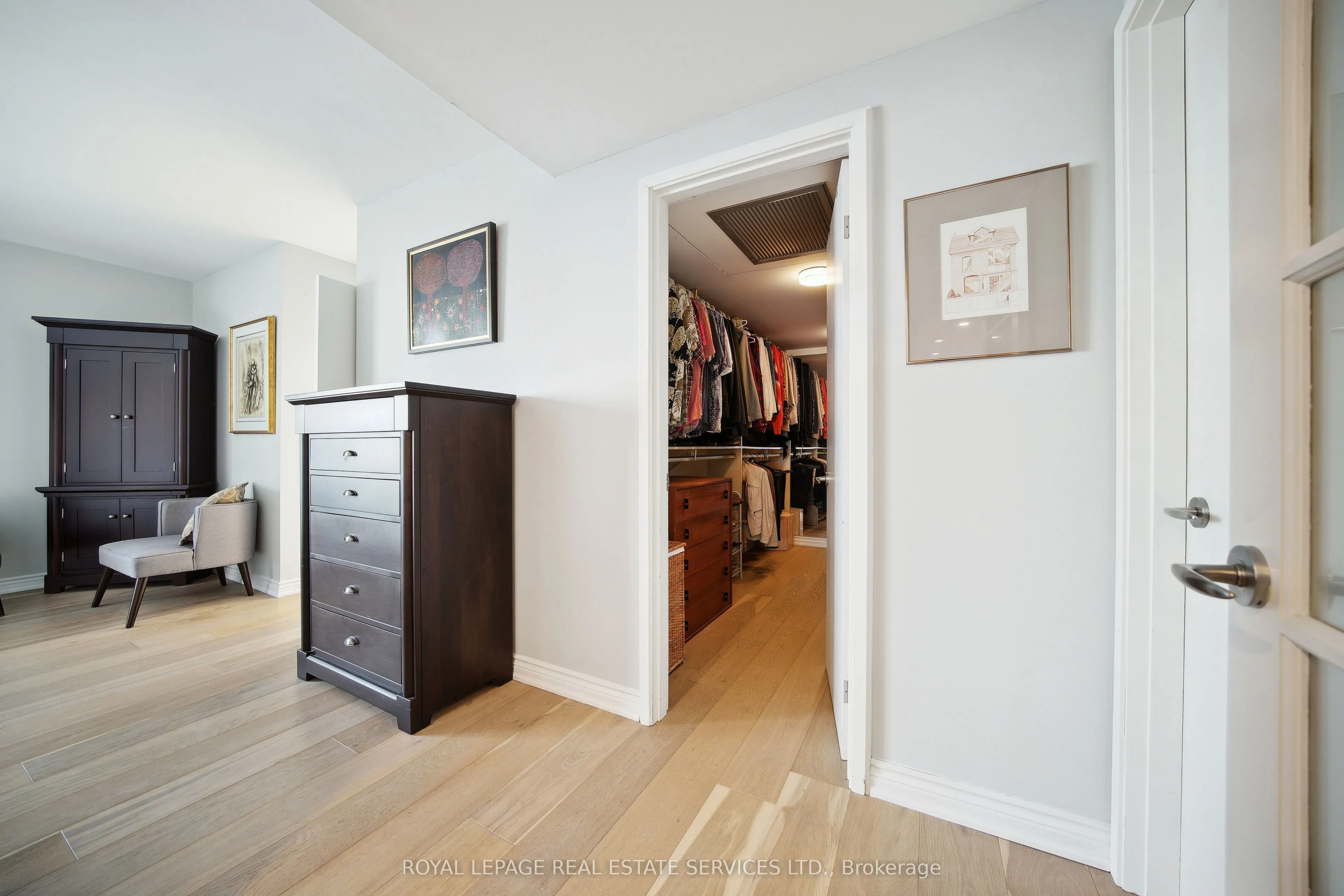 480 Queens Quay W #601
