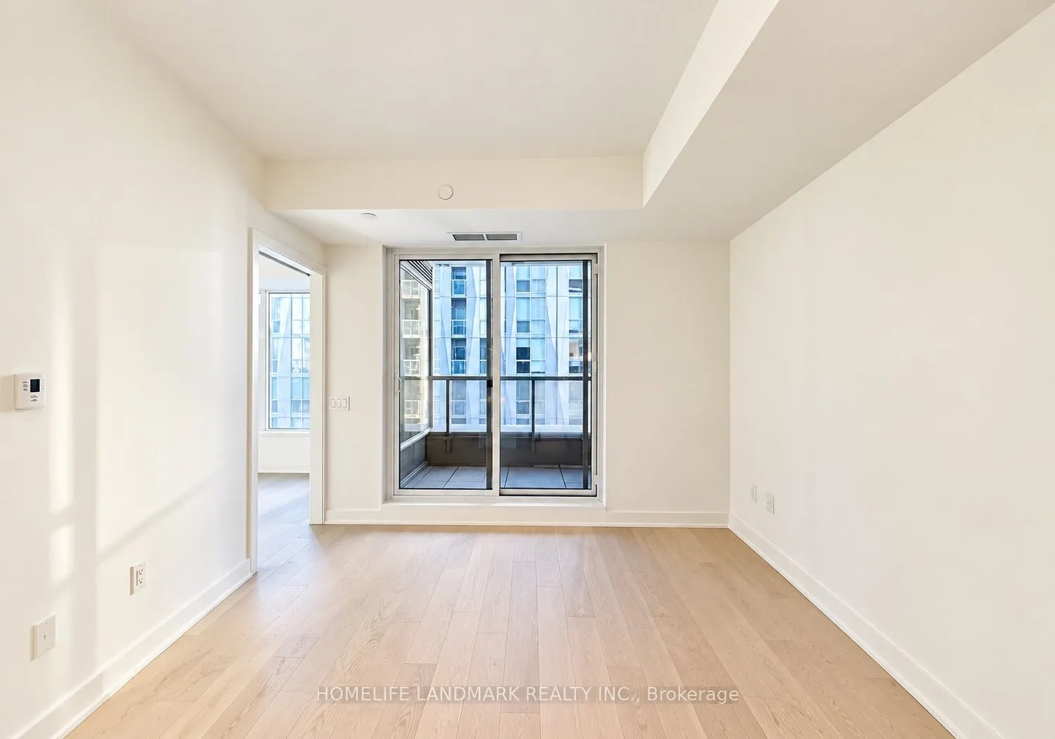 11 Yorkville Avenue #1007
