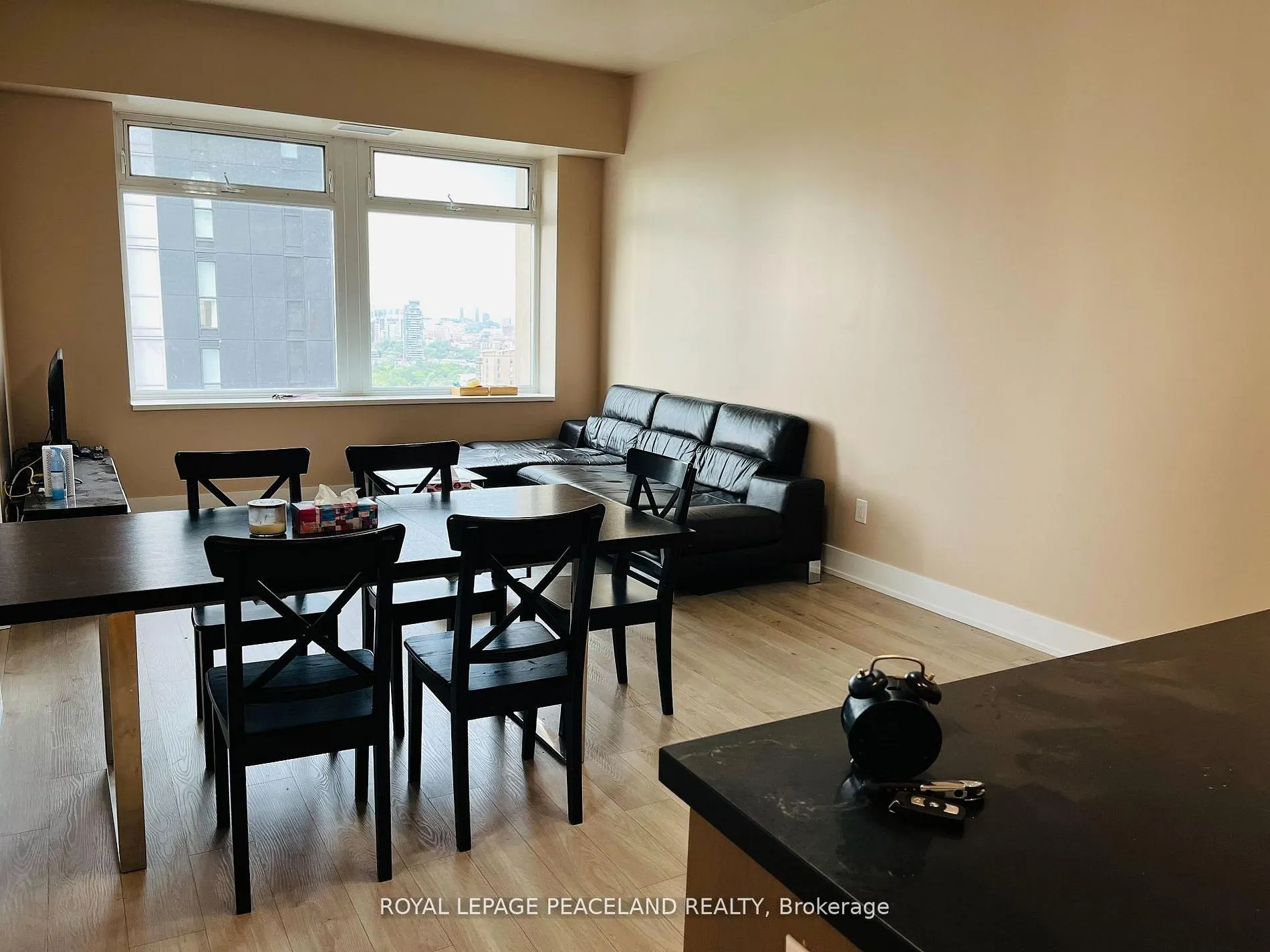 111 St. Clair Avenue W #1607