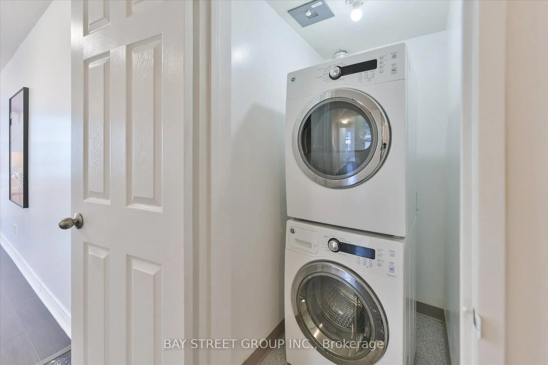 260 Doris Avenue #1210