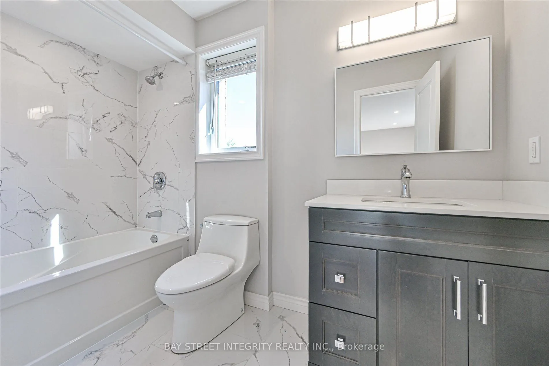 250 Erskine Avenue #7