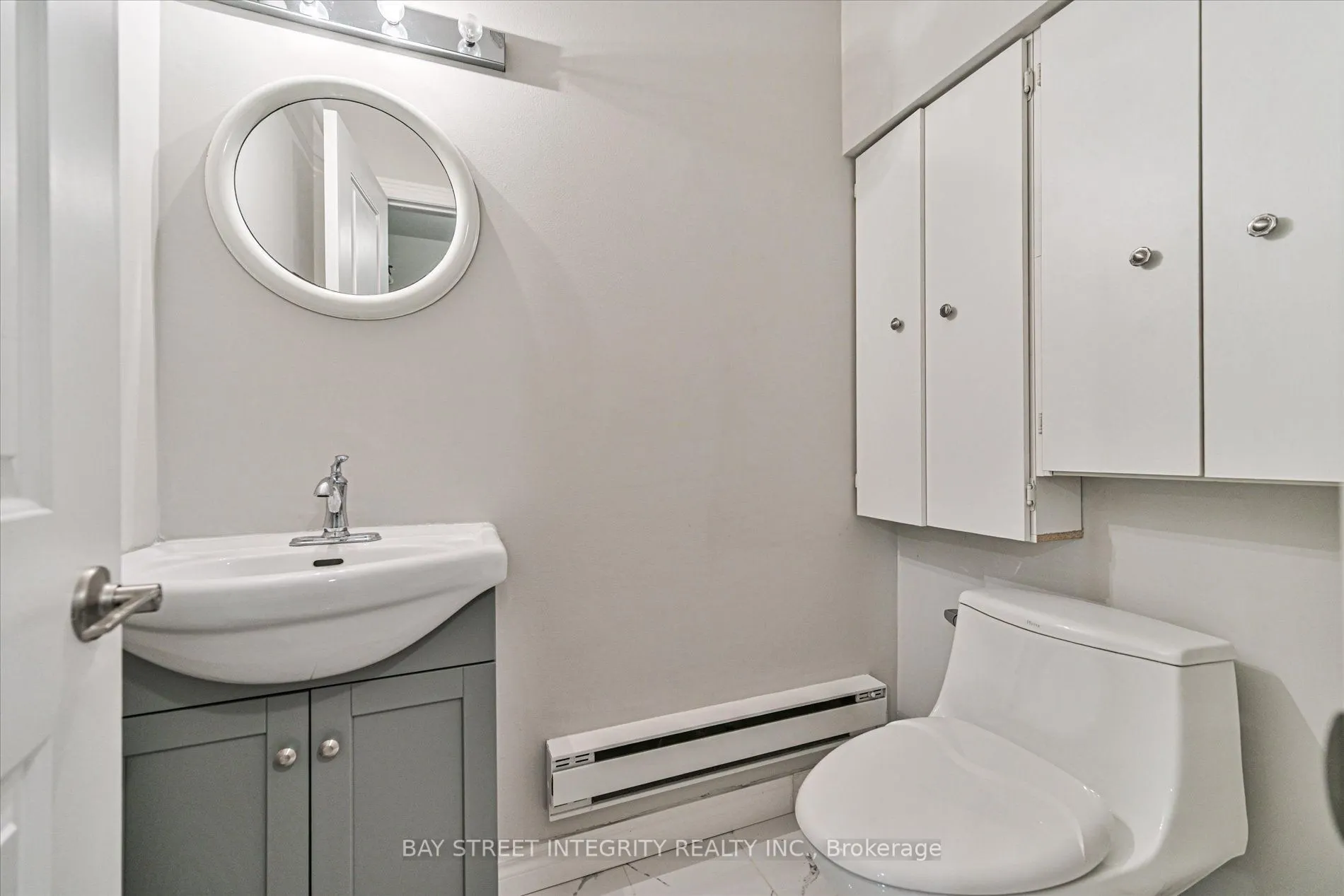 250 Erskine Avenue #7