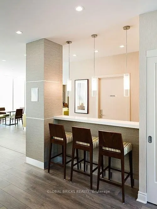 525 Wilson Avenue #911