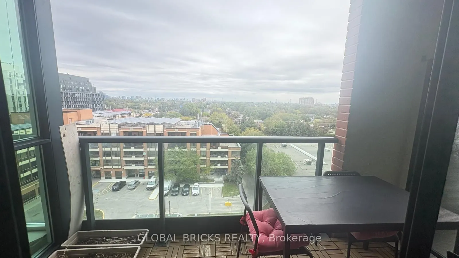 525 Wilson Avenue #911