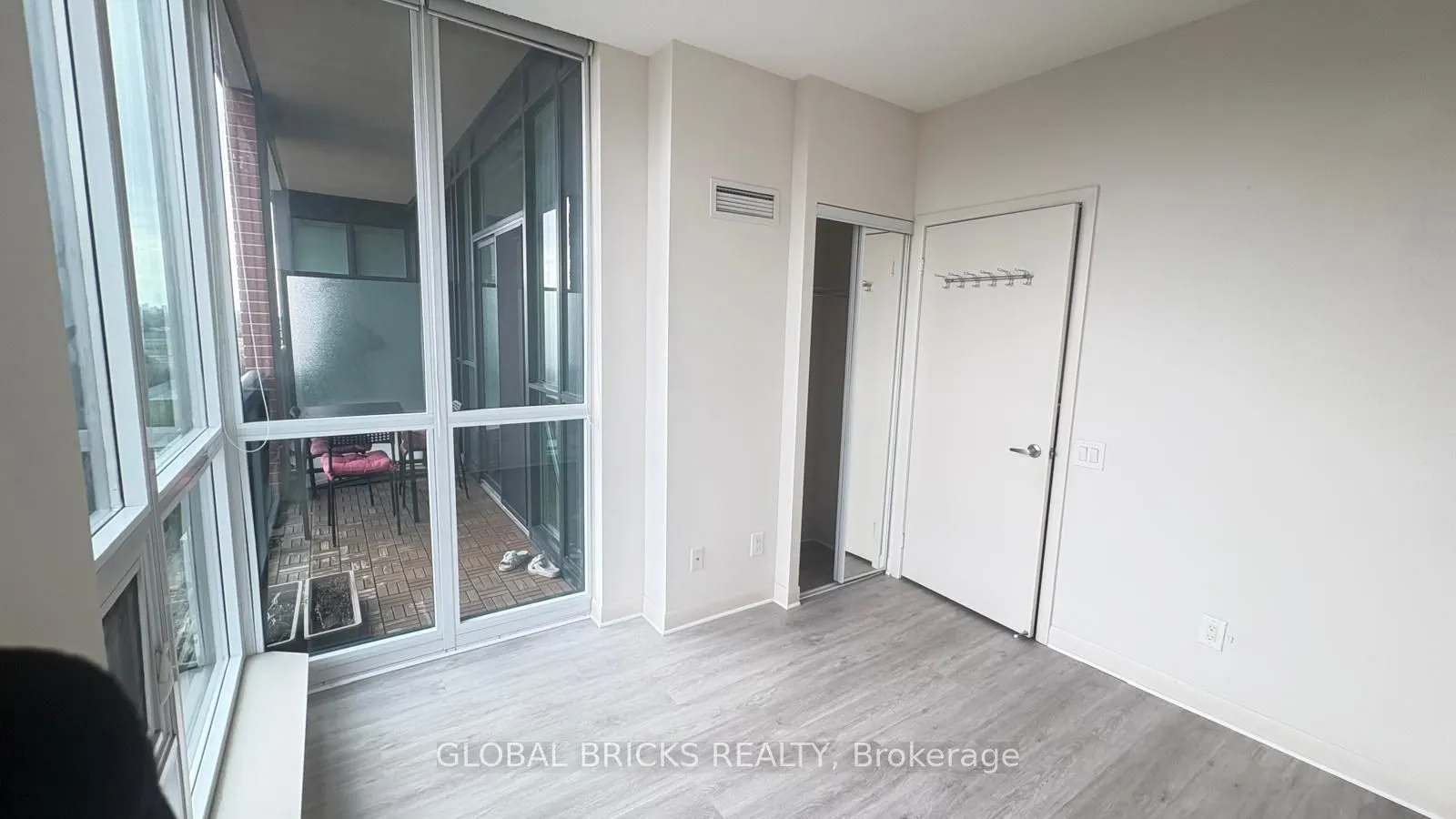 525 Wilson Avenue #911