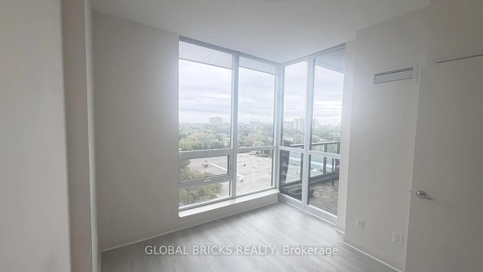 525 Wilson Avenue #911