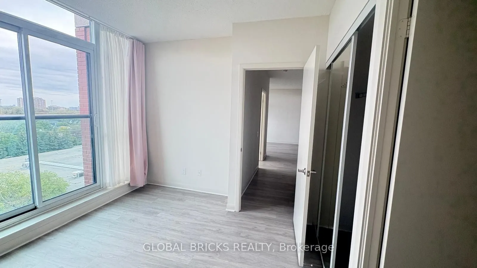 525 Wilson Avenue #911