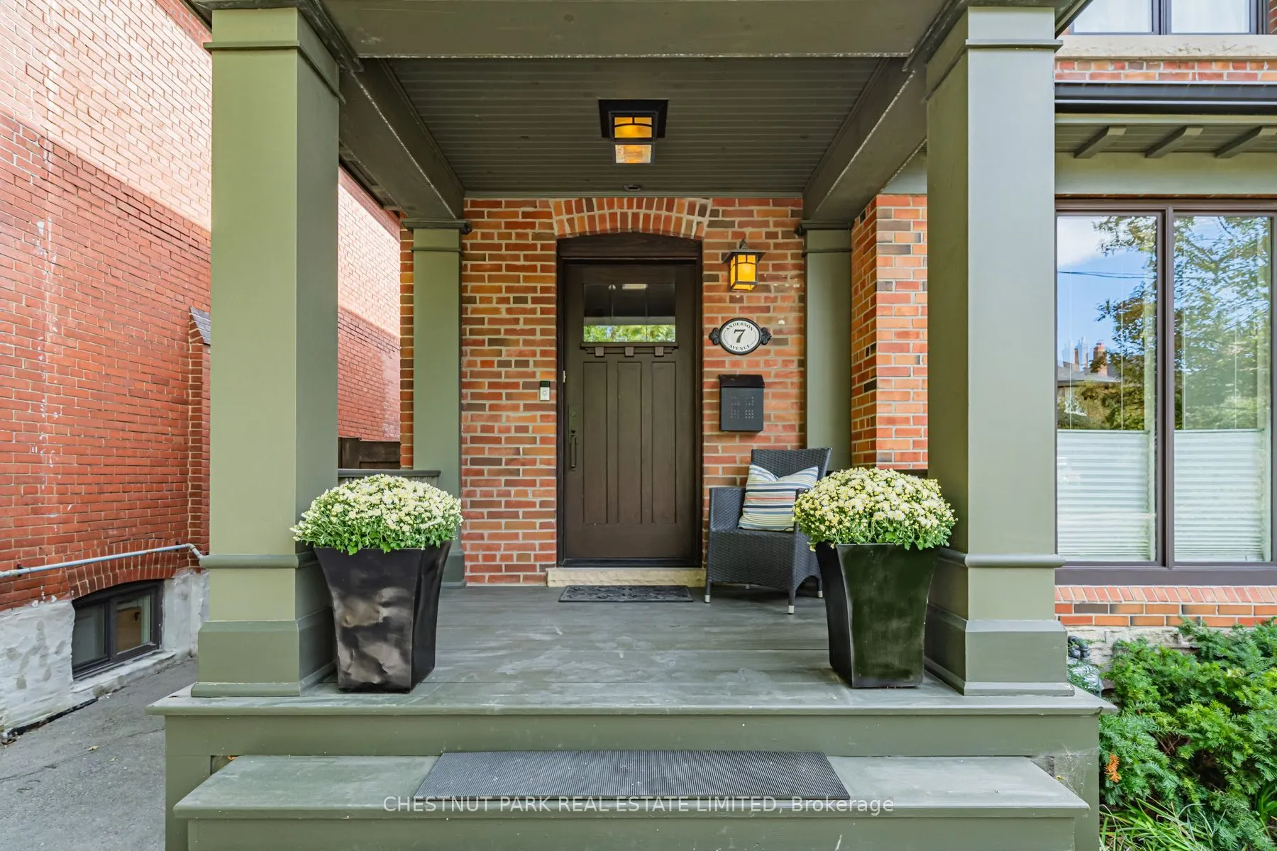 7 Anderson Avenue