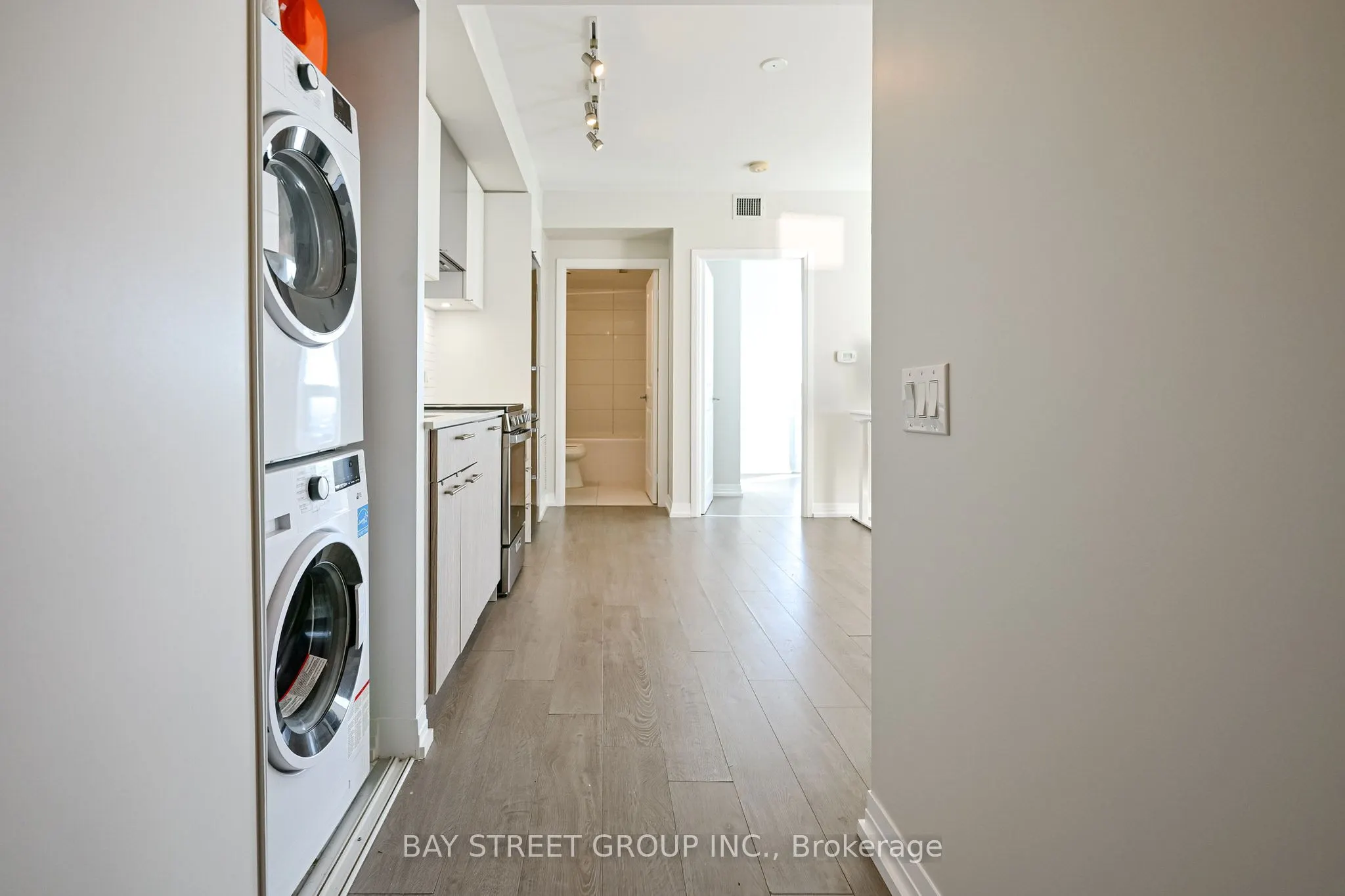 251 Jarvis Street #4703