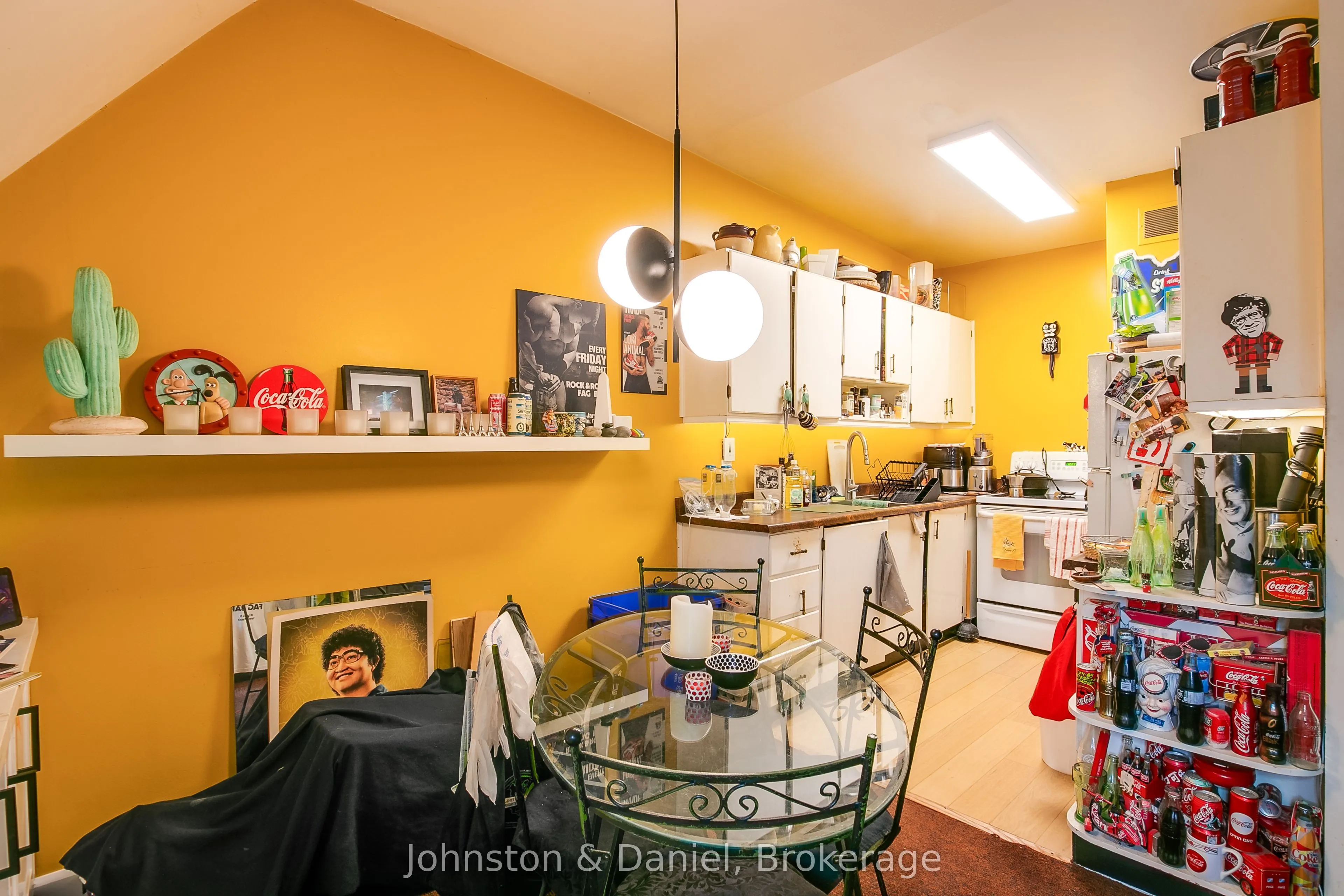 626 Bathurst Street