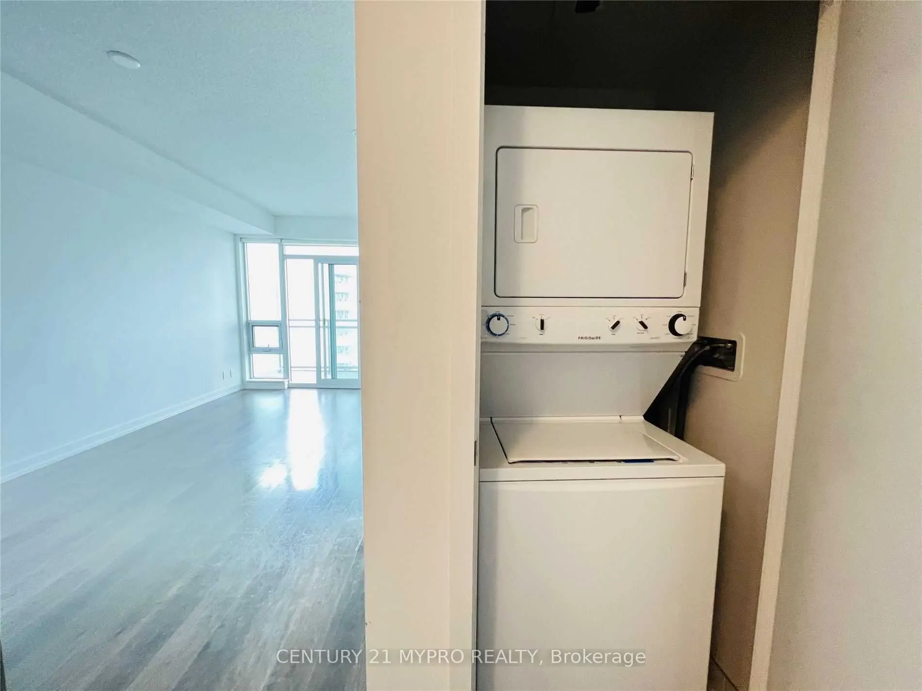 89 Dunfield Avenue #2209