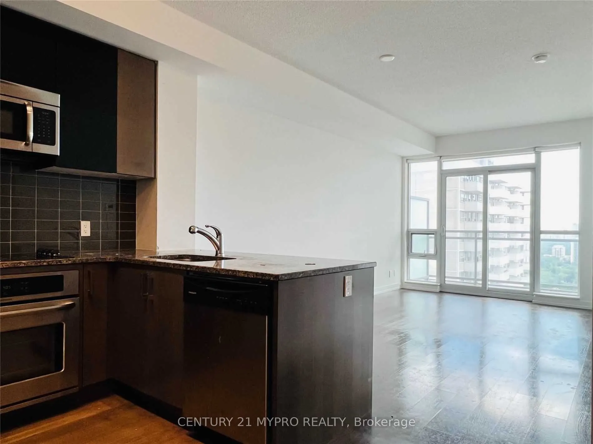 89 Dunfield Avenue #2209