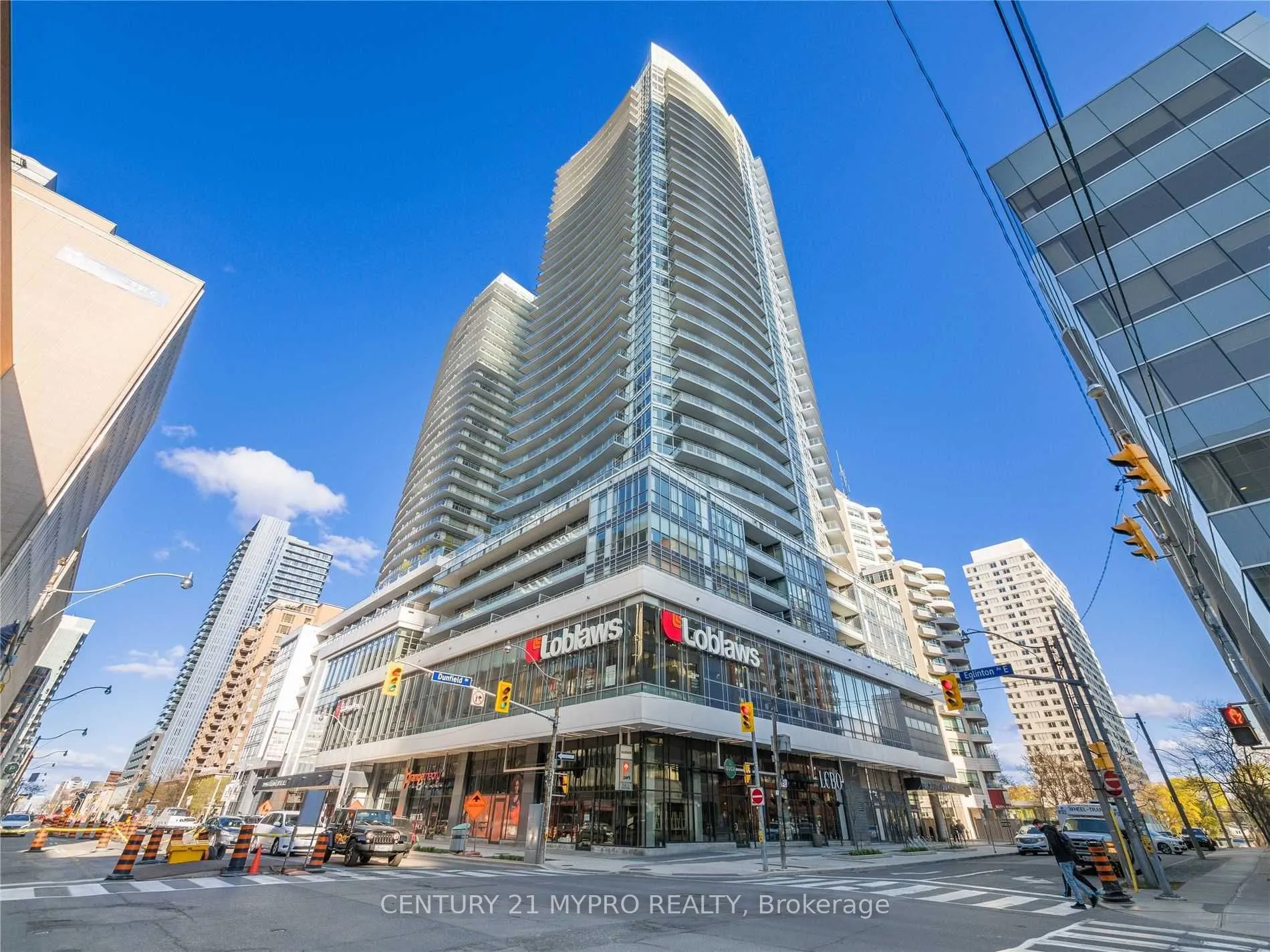 89 Dunfield Avenue #2209
