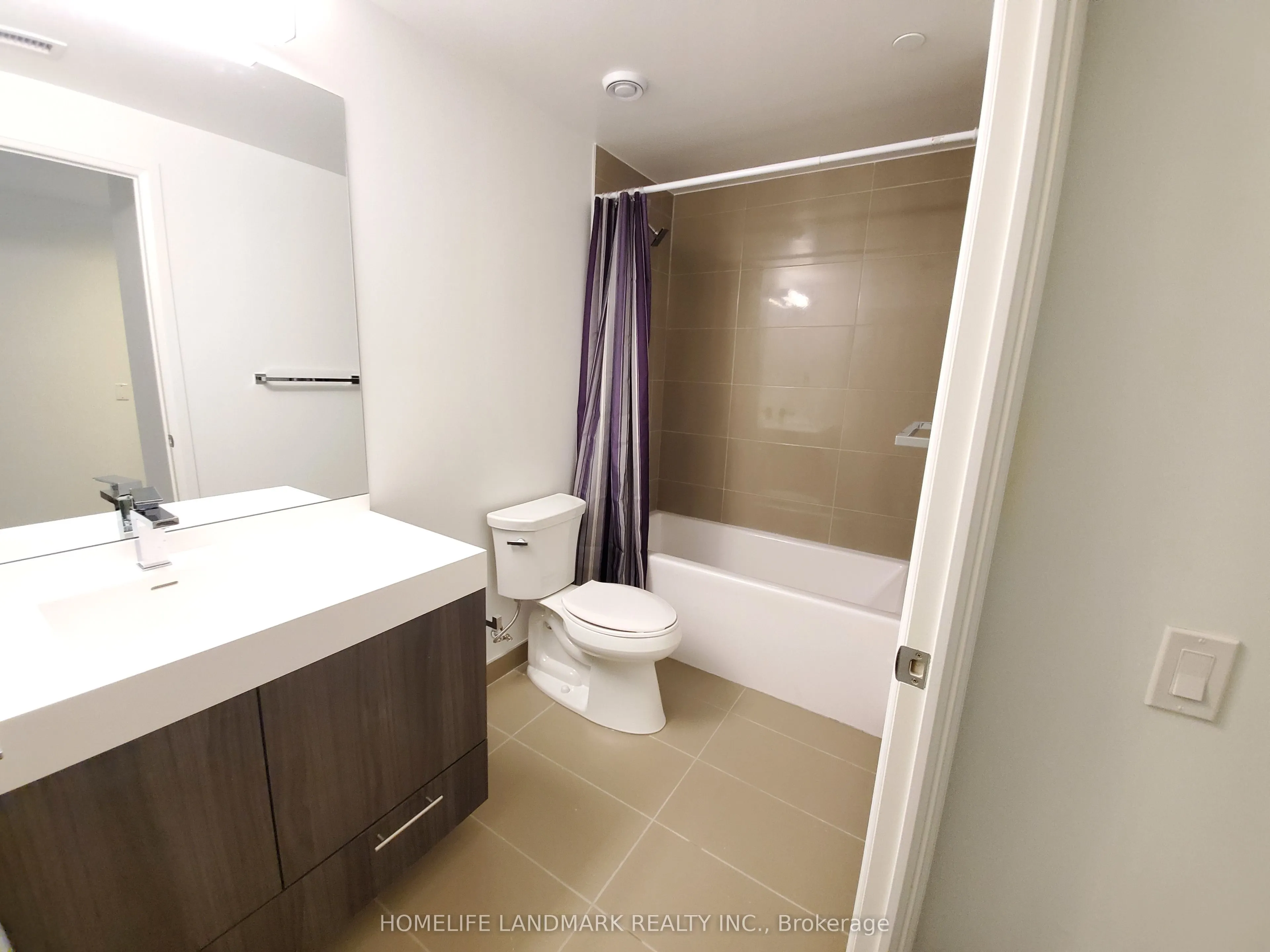251 Jarvis Street #734