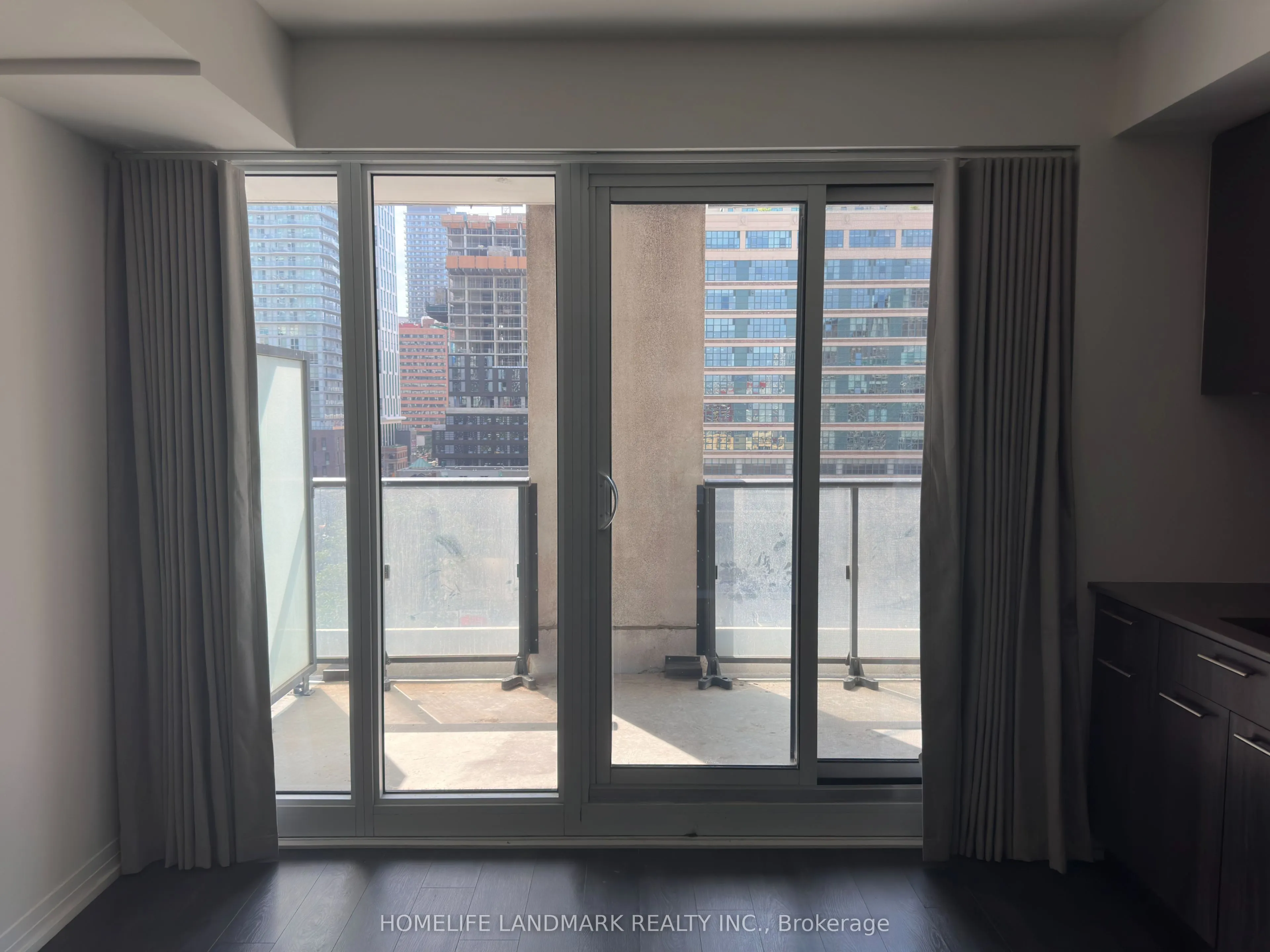 251 Jarvis Street #734