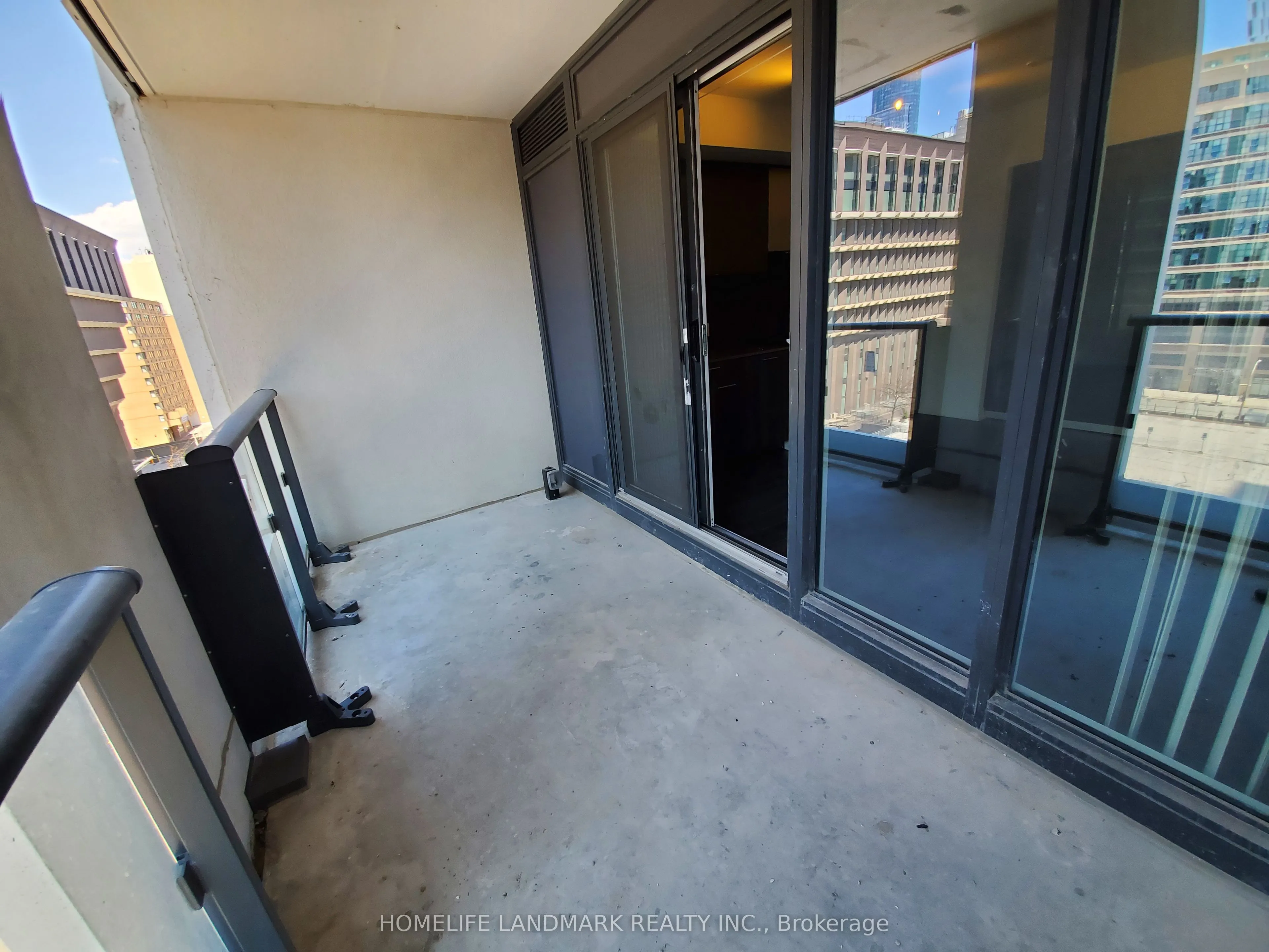 251 Jarvis Street #734