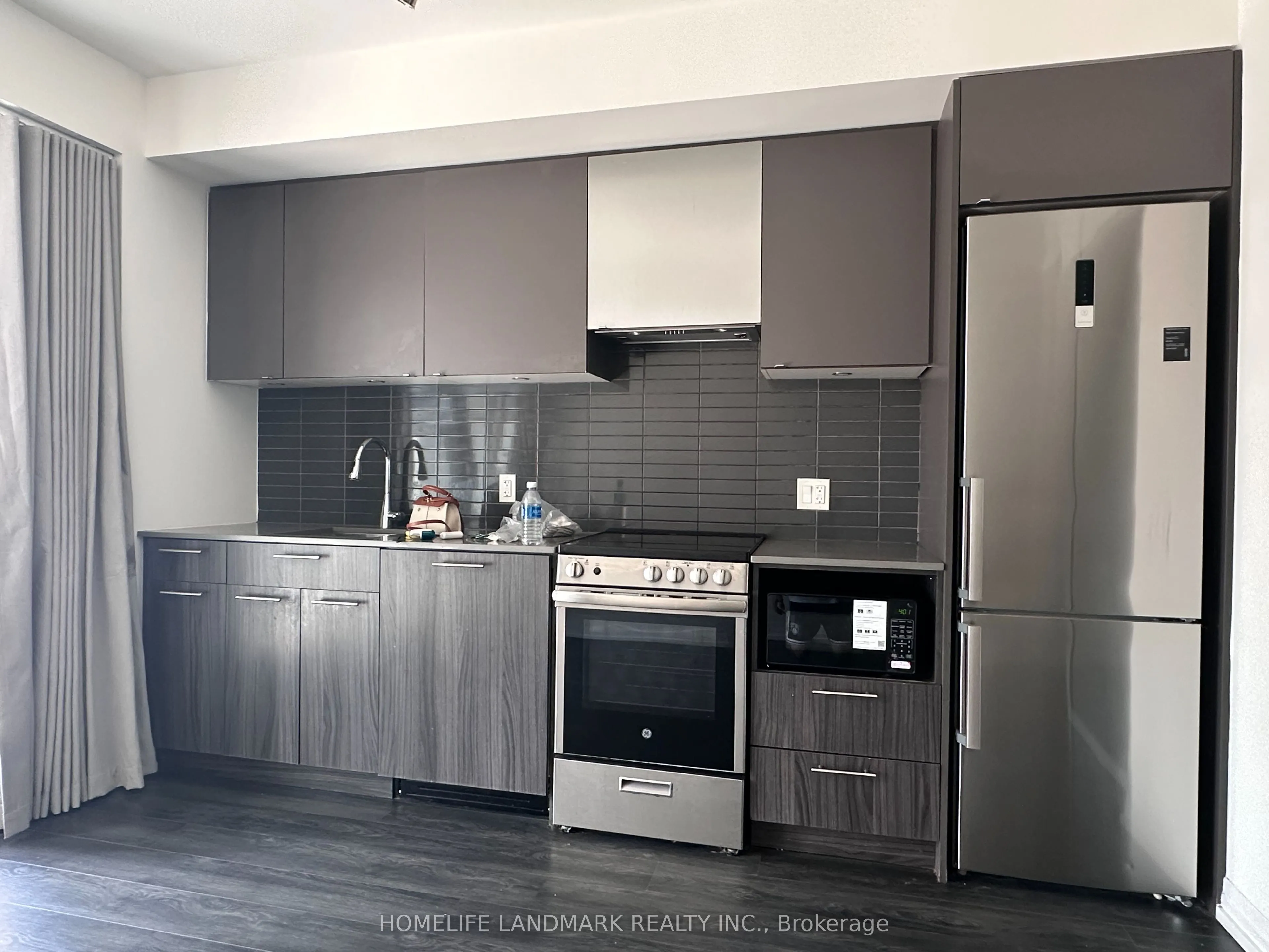 251 Jarvis Street #734