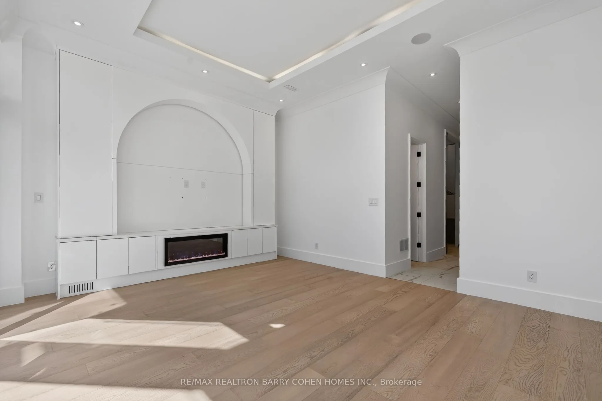 119 Glengrove Avenue W