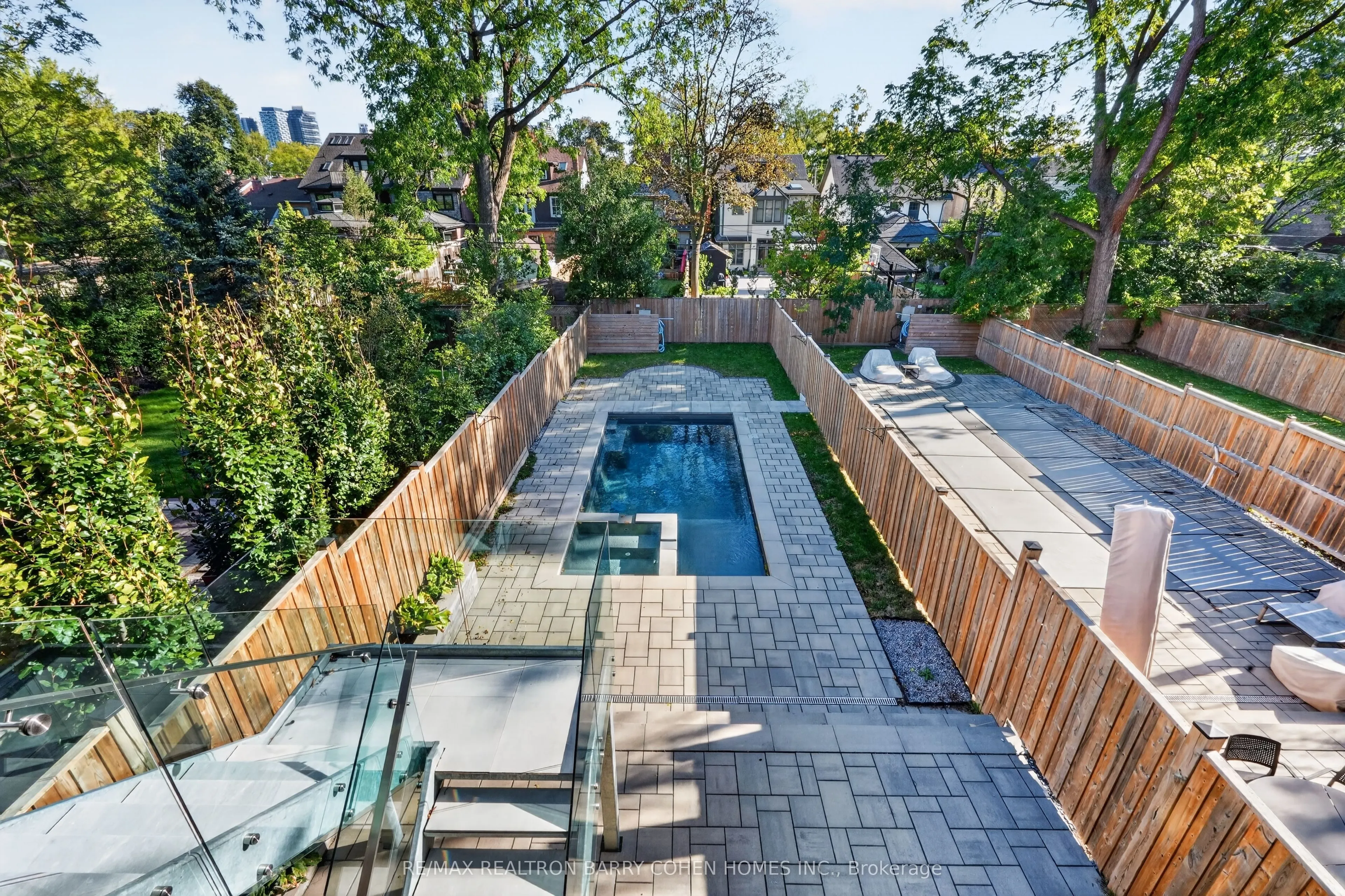 119 Glengrove Avenue W